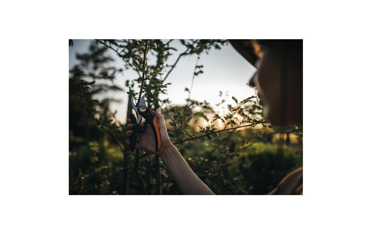 Fiskars Gartenschere »Bypass M P721«
