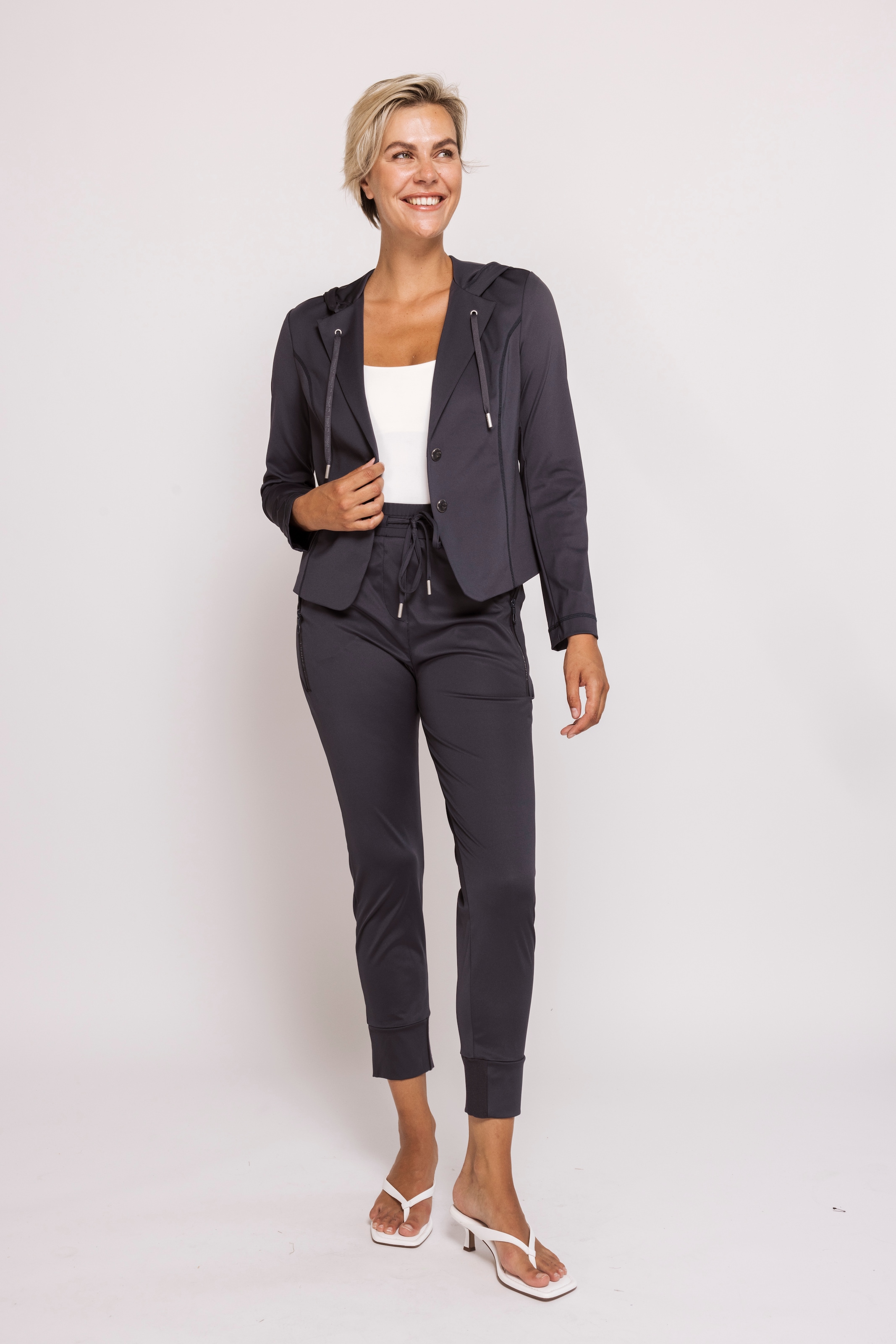 Zhrill Stoffhose »ZHFABIA«  mit Reissverschlusstaschen und Gummizug mit Kordel