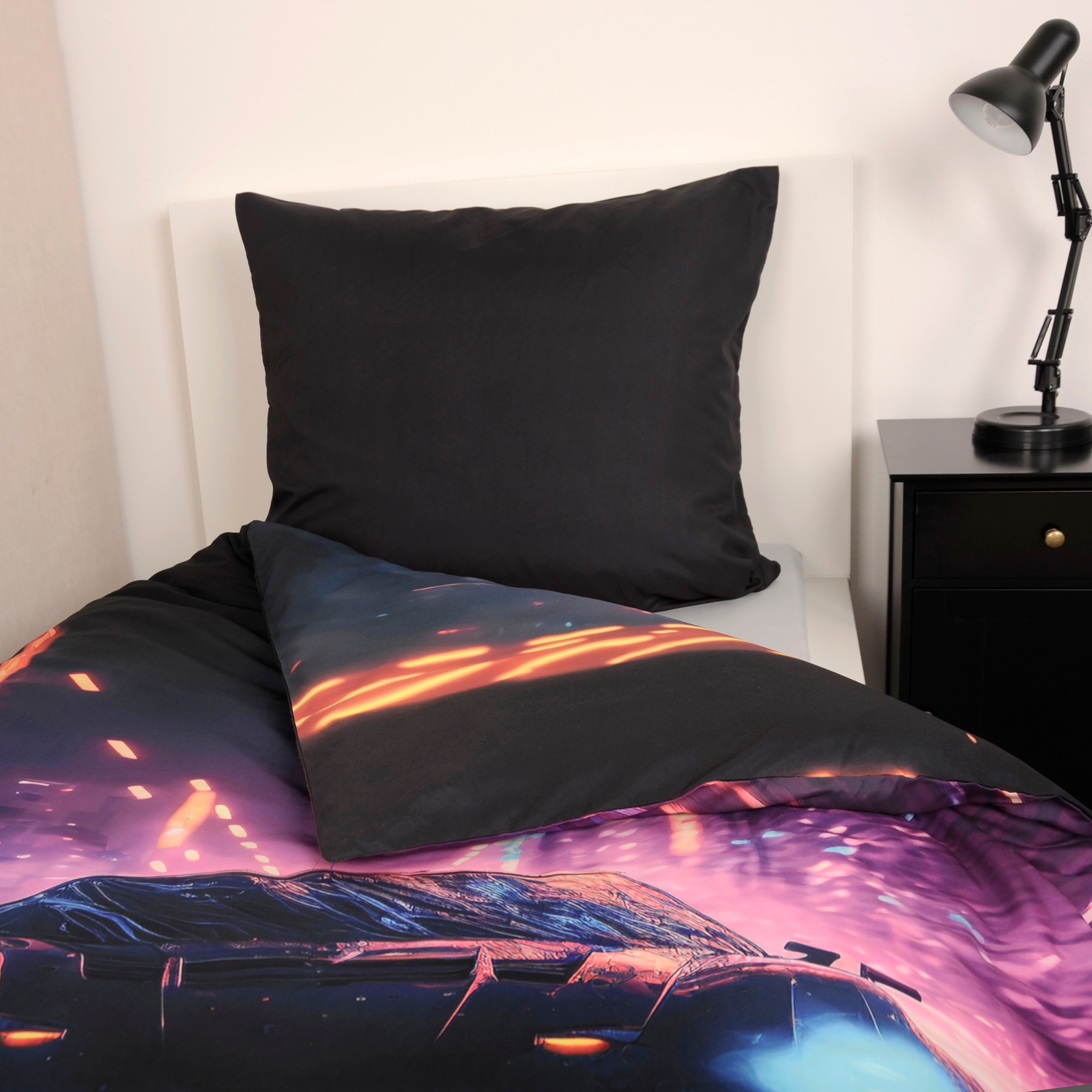 Herding Young Collection Linge de lit »YC Neoncar« 2 cuis avec un motif cool