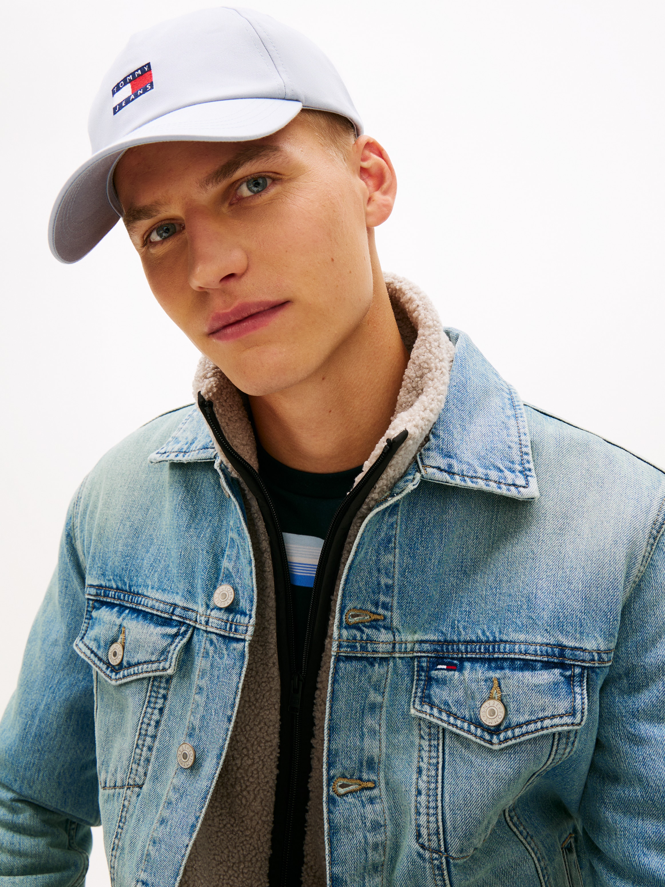 Tommy Jeans Baseball Cap »TJM HERITAGE CORE CAP« UNISEX Klemmverschluss, grosse Logostickerei