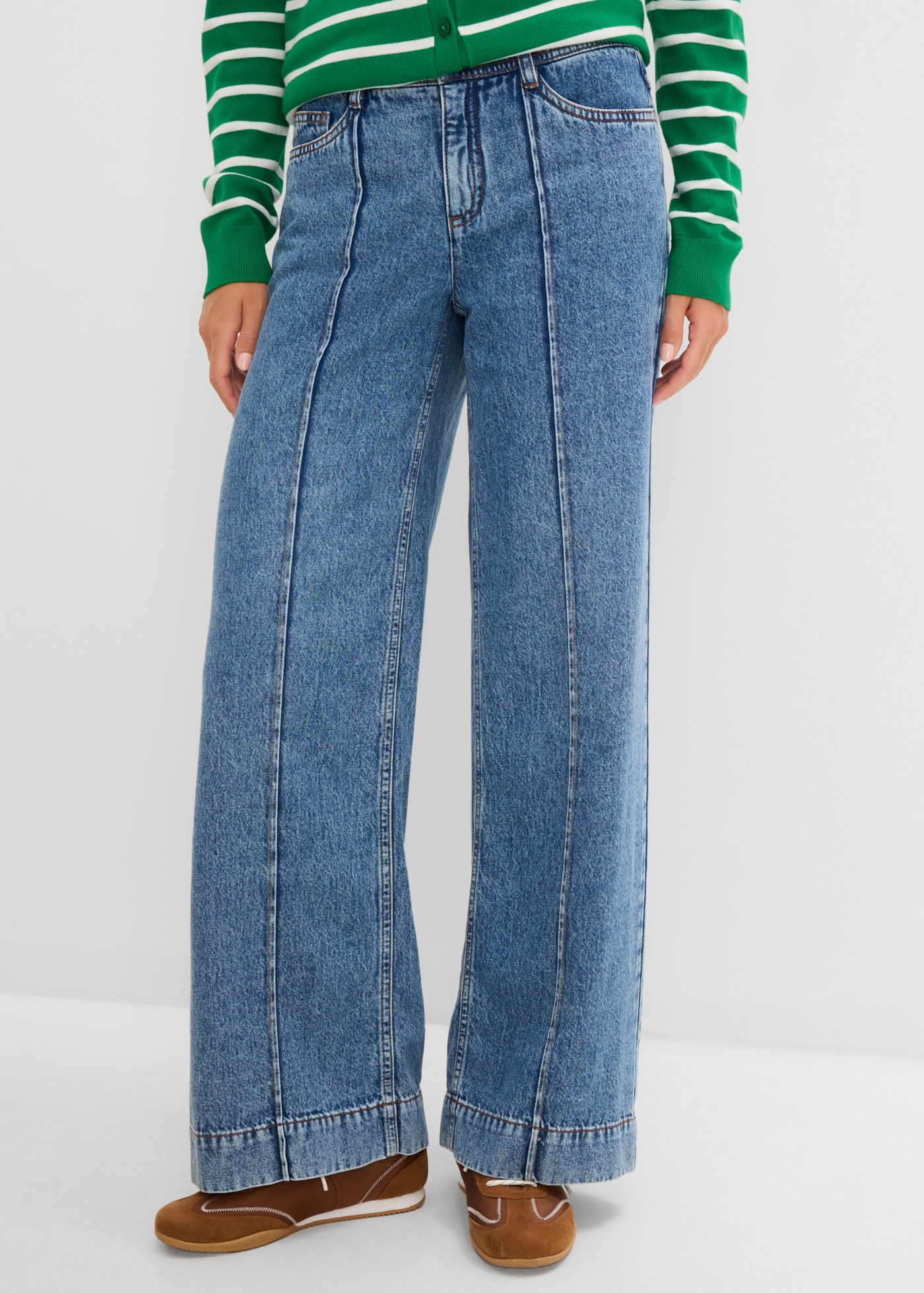 Image of bonprix Weite Jeans Wide-Leg-Passform, Loose Fit, Mid Waist, aus Baumwolle, im Casual-Stil