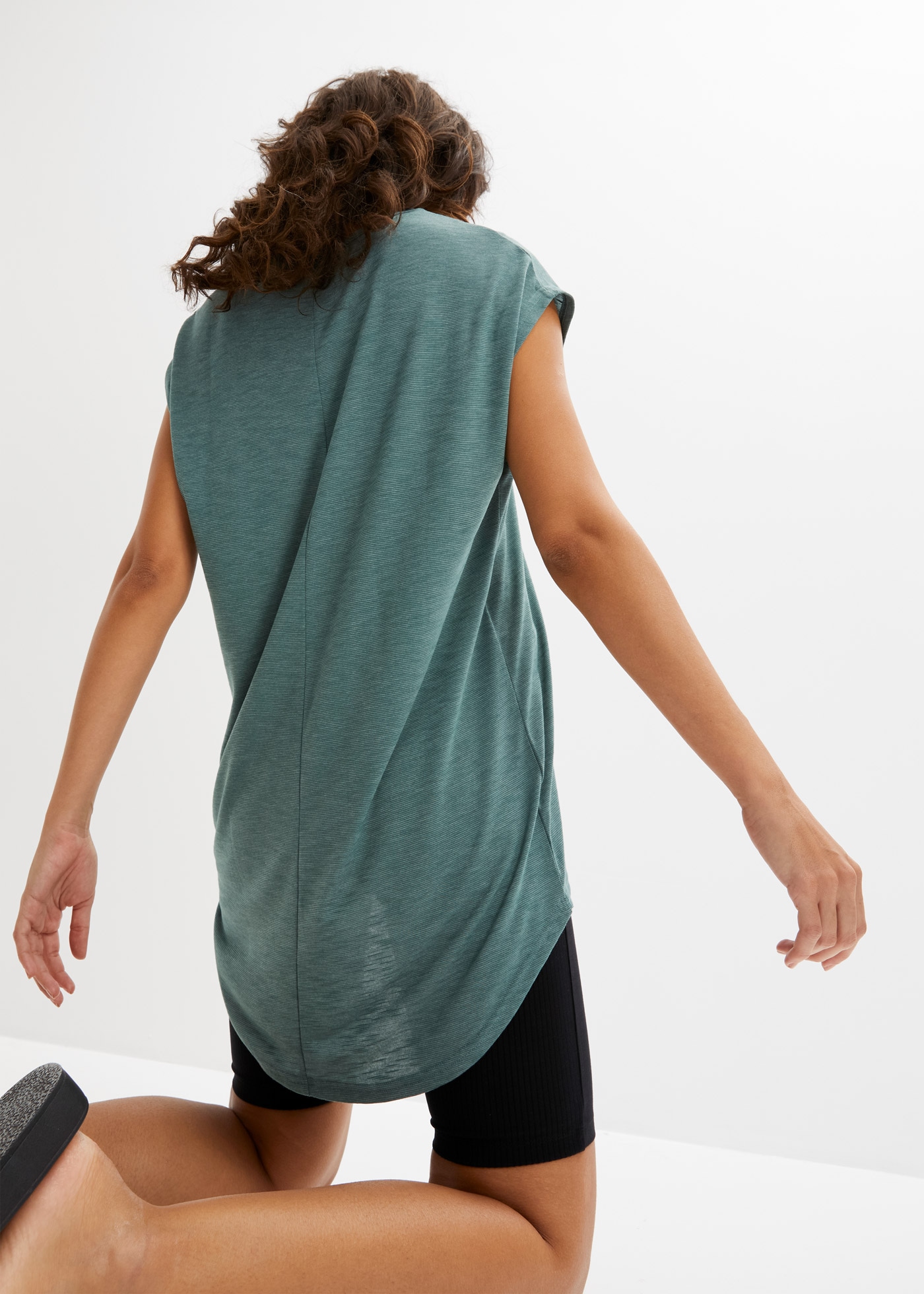 bonprix T-shirt long »Longshirt aus Viskose-Mischung« coupe décontractée, dos plus long, ourlet arrondi