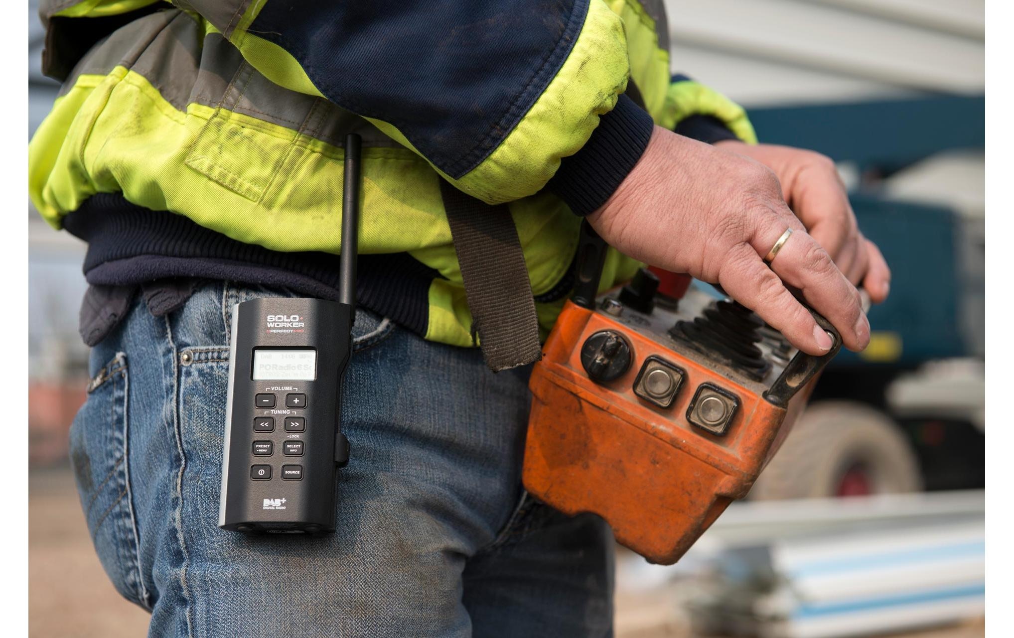 PerfectPro Digitalradio (DAB+) »SOLOWORKER«, Display, Equalizer, Senderspeicher
