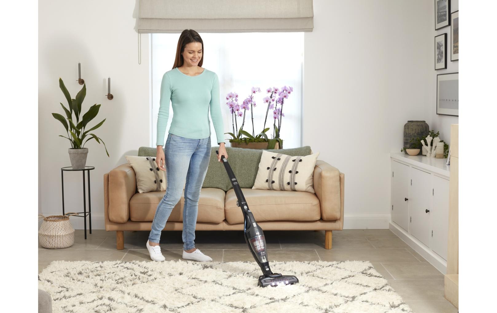 Black + Decker Akku-Stielstaubsauger »2in1 SVB620JW«