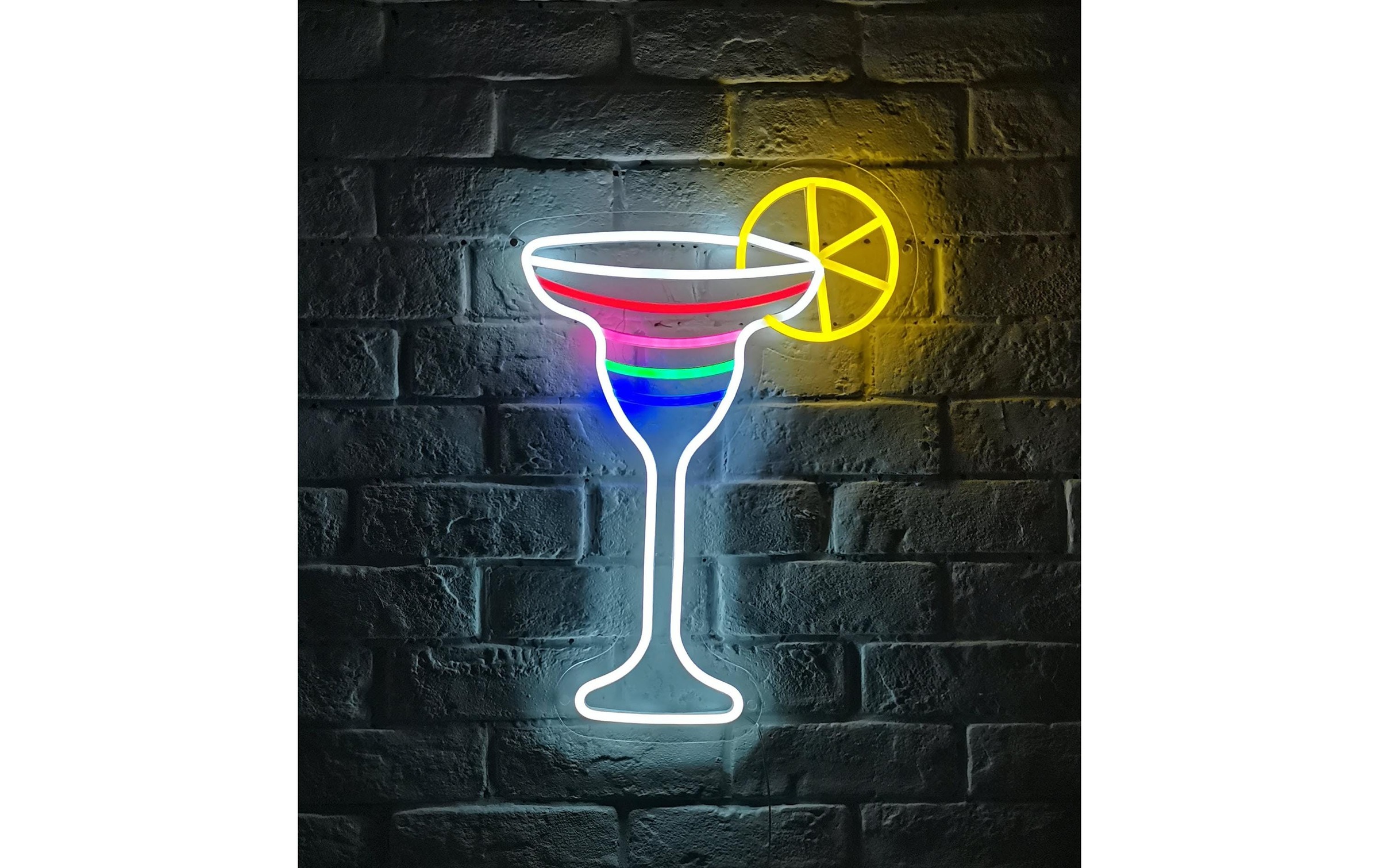 LED Dekofigur »Vegas Lights Neonschild Cocktailglas 22 x 30 cm«