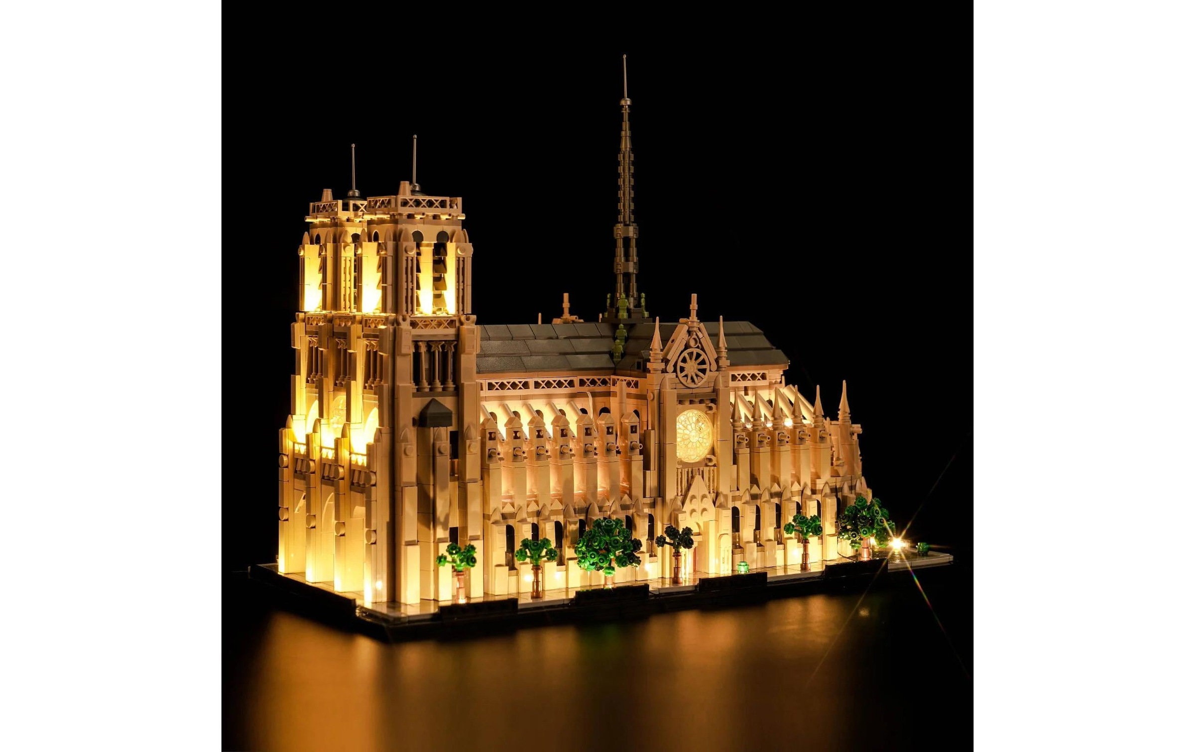 Image of Steinbaukasten "BrickBling LED-Licht-Set für LEGO Notre-Dame de Paris -21061"