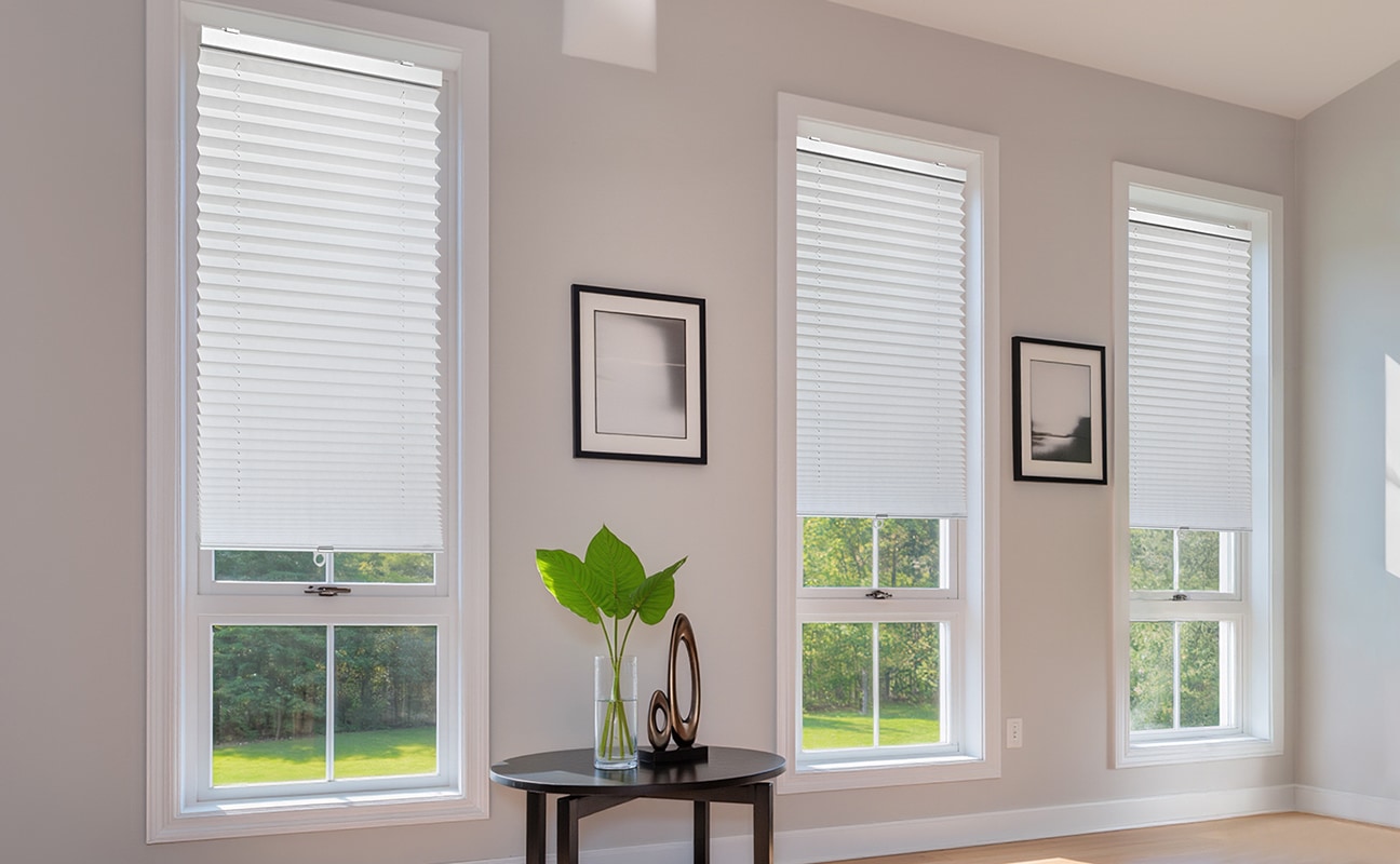 GOODproduct Plissé »LORRI« Lichtschutz ohne Bohren freihängend Freihängendes Design ohne störende Schnüre oder Ketten - NEUHEIT!