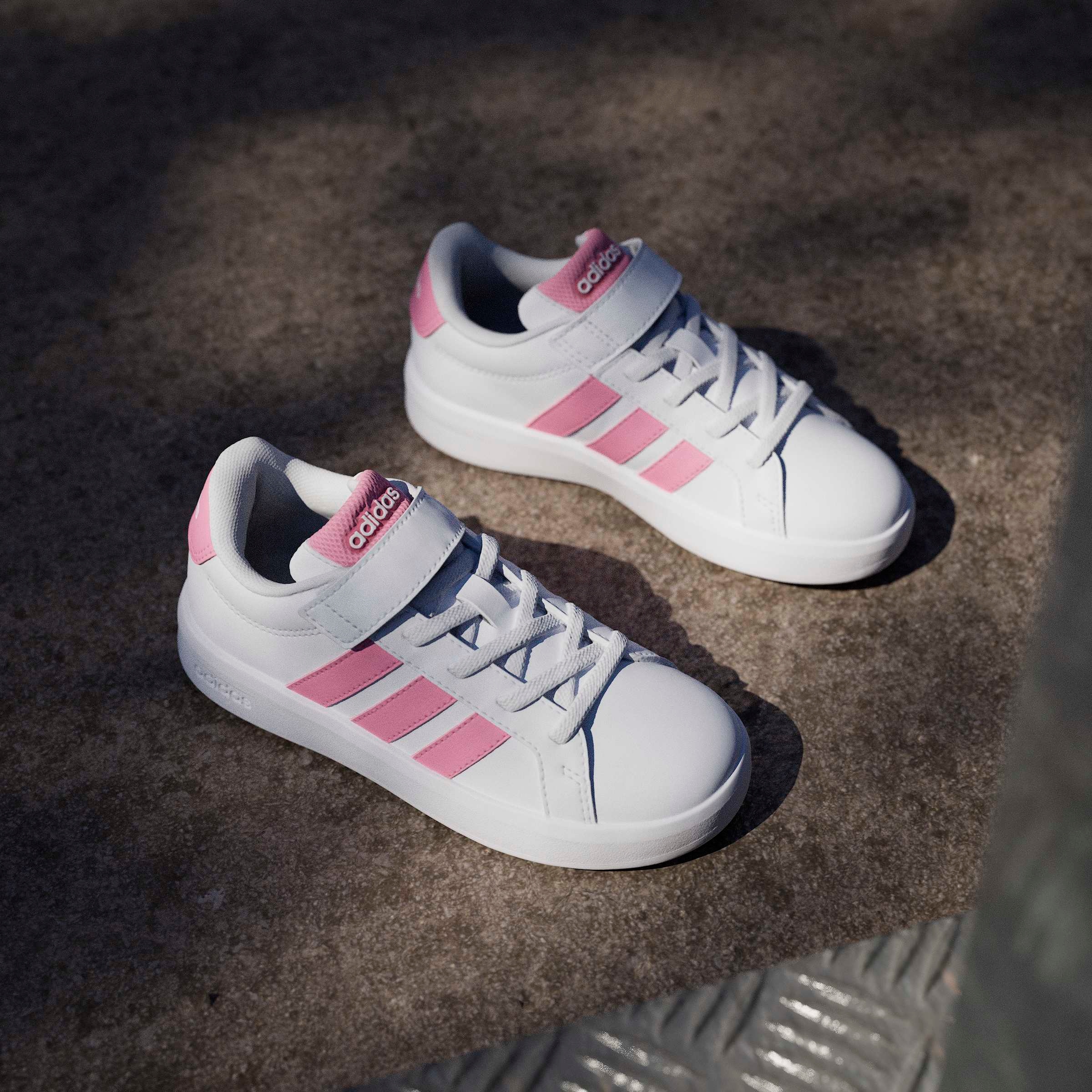 adidas Sportswear Sneakers »GRAND COURT 3.0  FÜR KINDER«  mit Klettverschluss, für Kinder