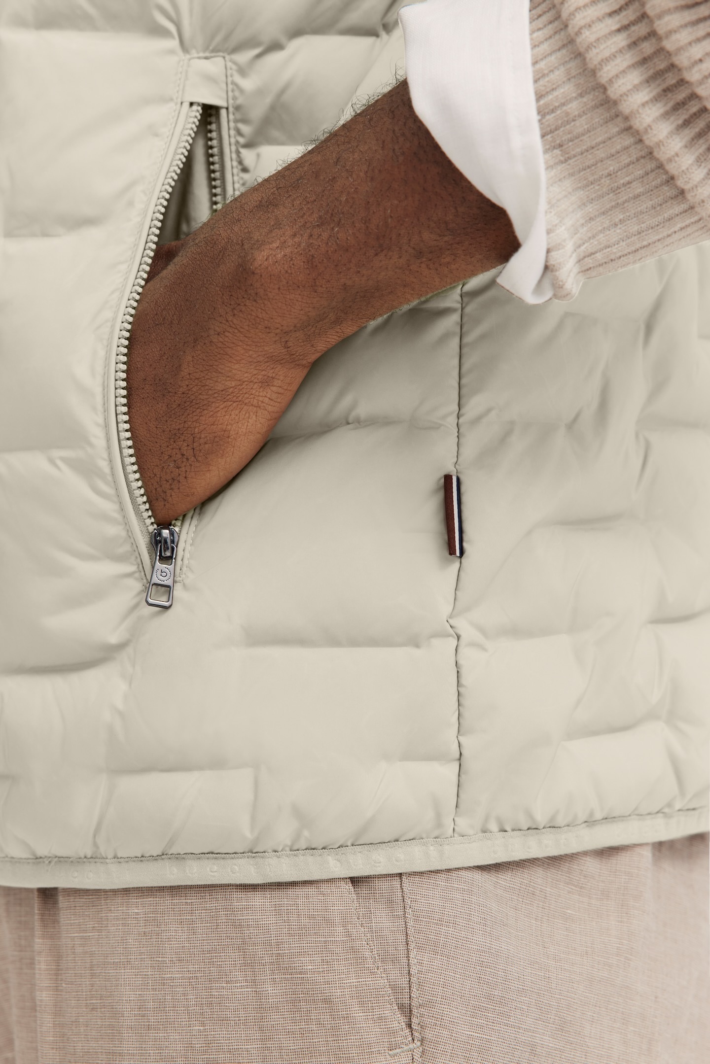 bugatti Steppweste mit Stehkragen