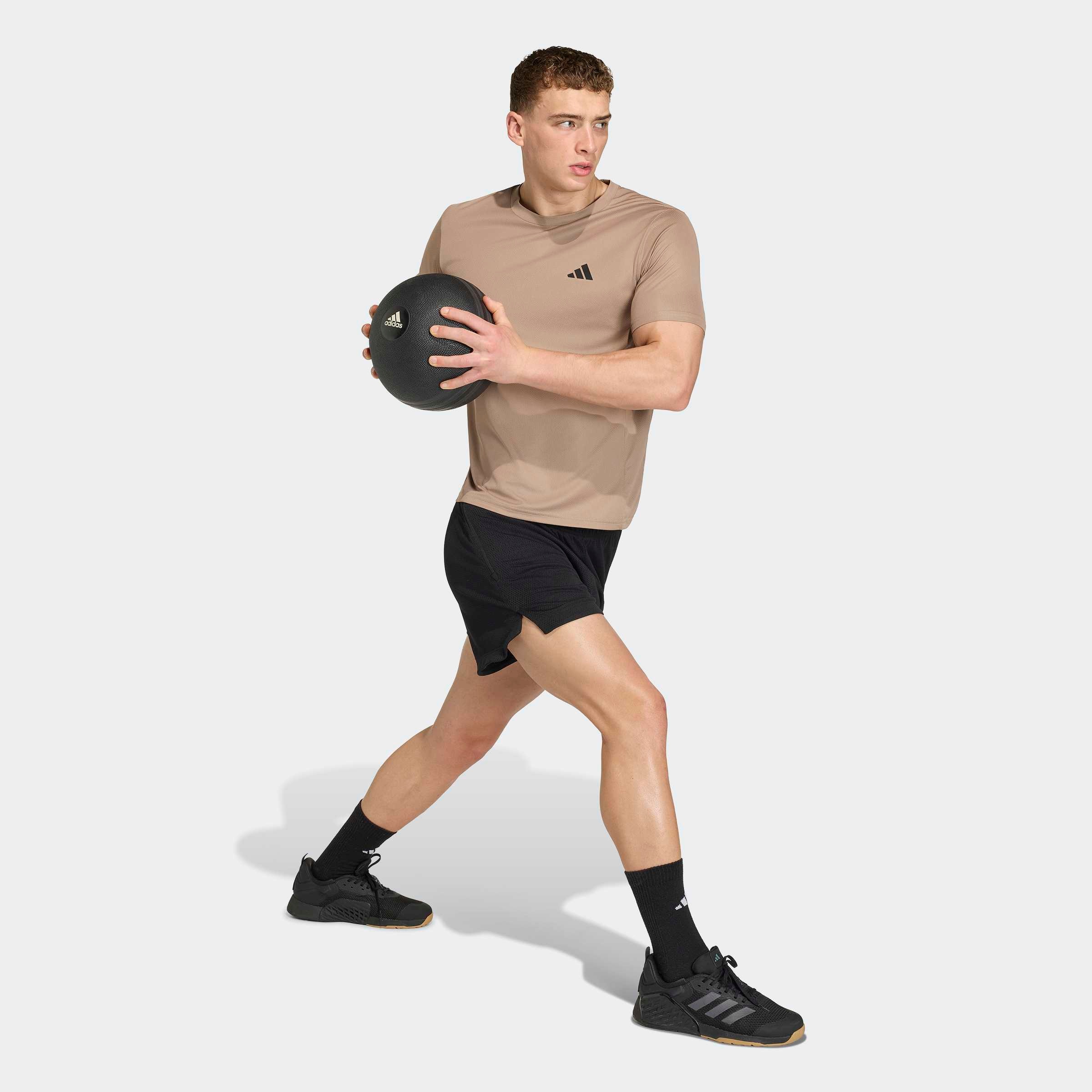 adidas Performance T-shirt »WORKOUT ESSENTIALS BASE« reguläre Passform, mit Climacool Technologie
