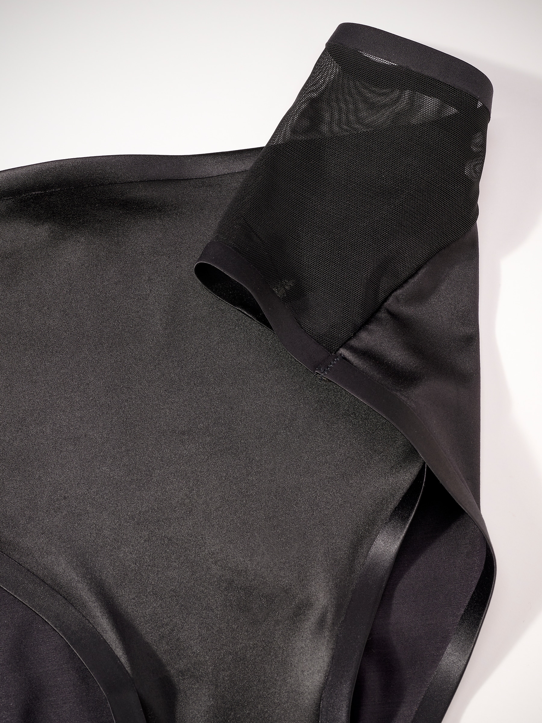 PASSIONATA Slip »BIANCA« microfibre satin légère, élastique
