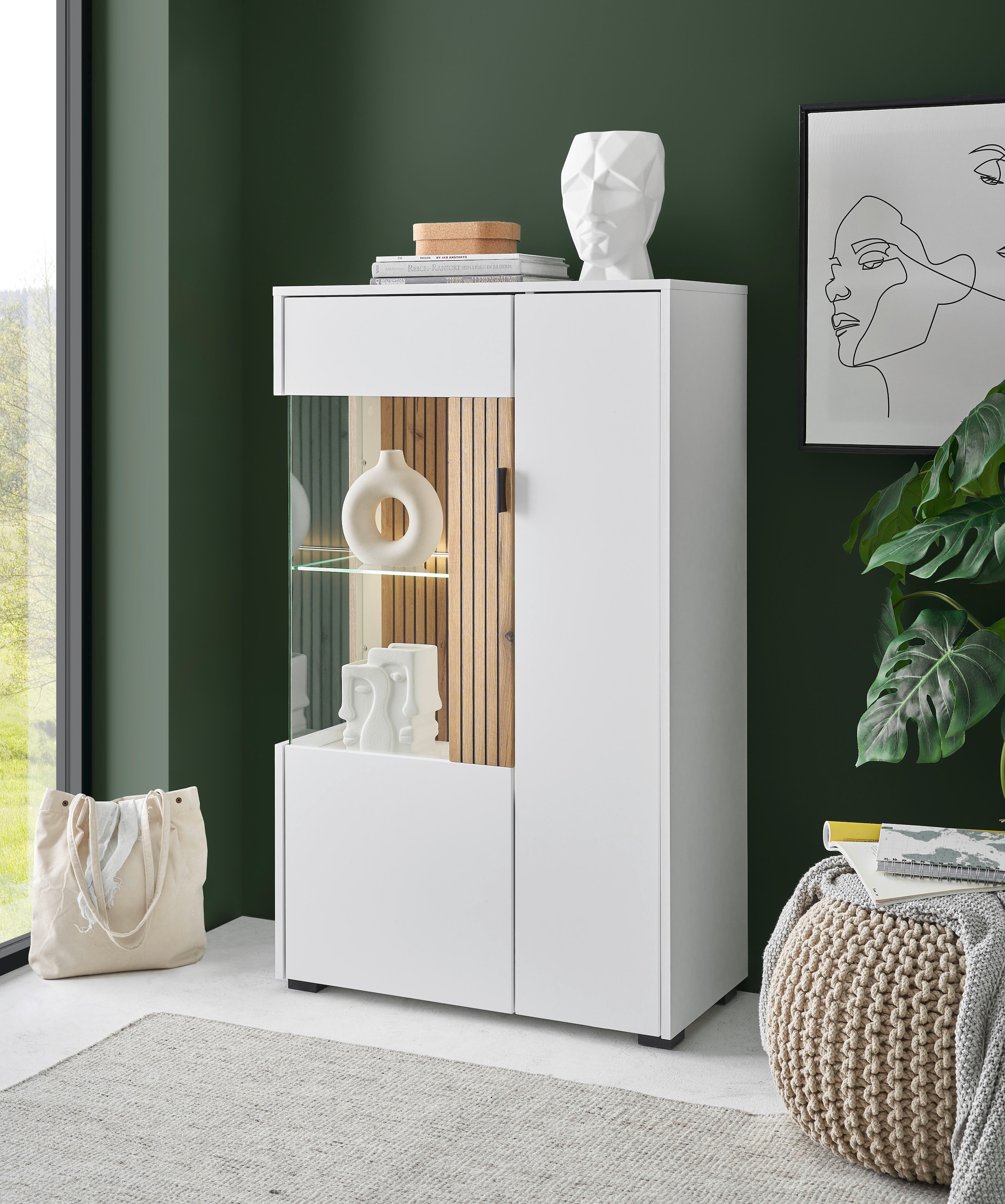 Image of Home affaire Vitrine "Hudson, Stauraumvitrine" in moderner Trendfarbe, Griffe aus Metall (Schwarz), Höhe 125 cm