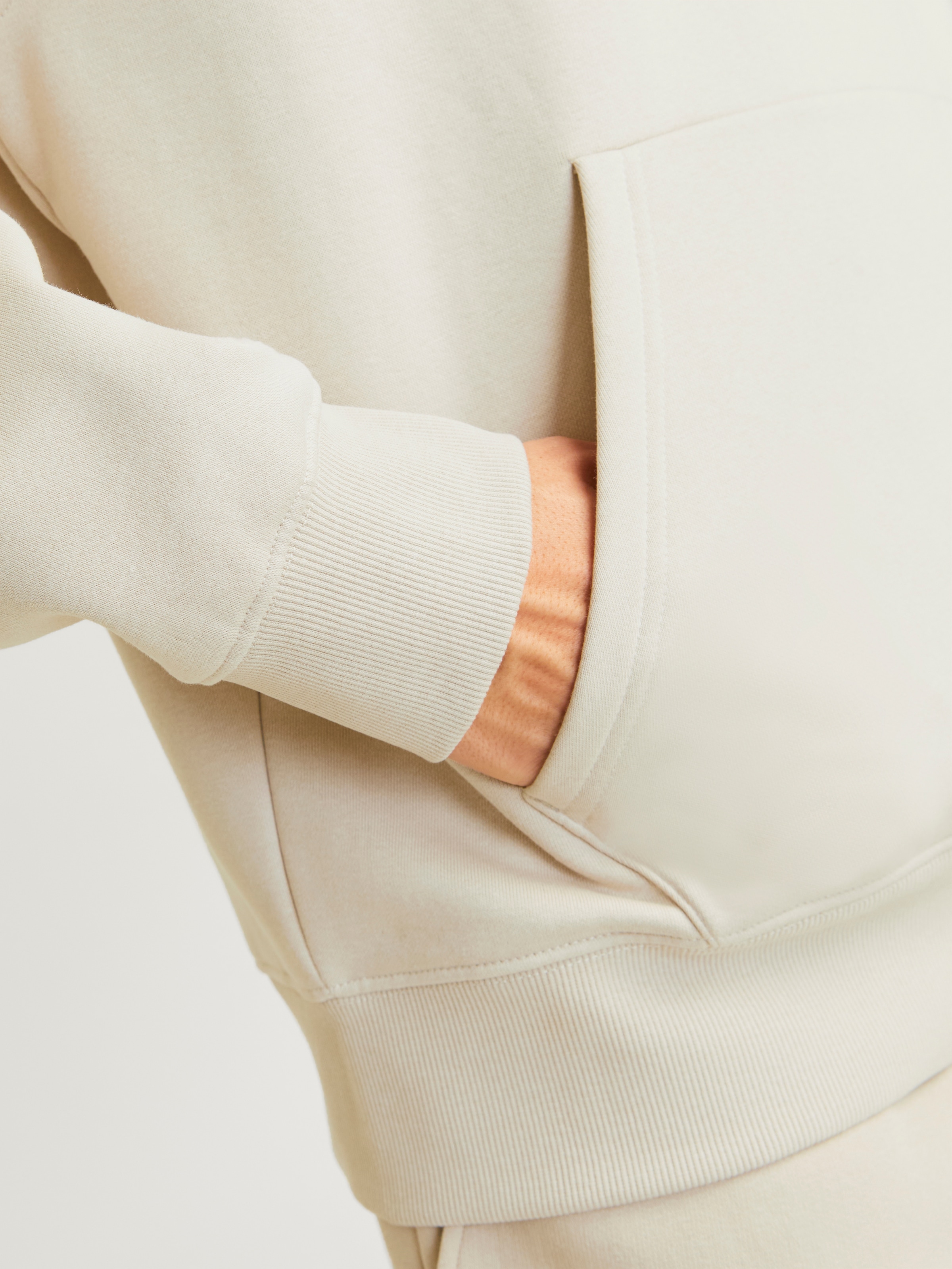 Jack & Jones Sweat à capuche »JJEURBAN EDGE SWEAT HOOD NOOS«, mit Kängurutasche
