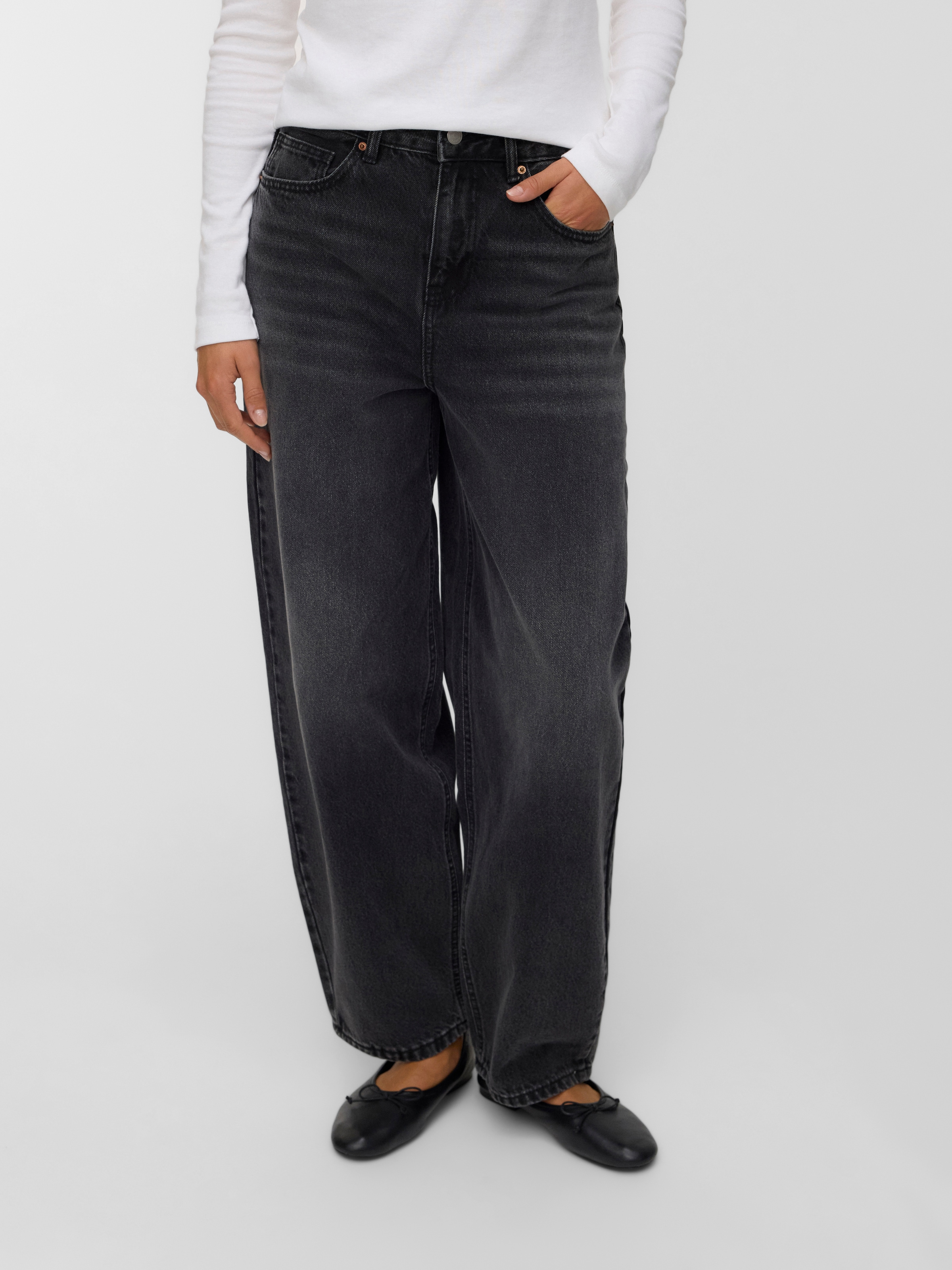 Image of Vero Moda Weite Jeans "VMBILLIE HR BARREL ANK JEANS LI141 NOOS" Baumwolle, barrel fit, high waist, knöchellang