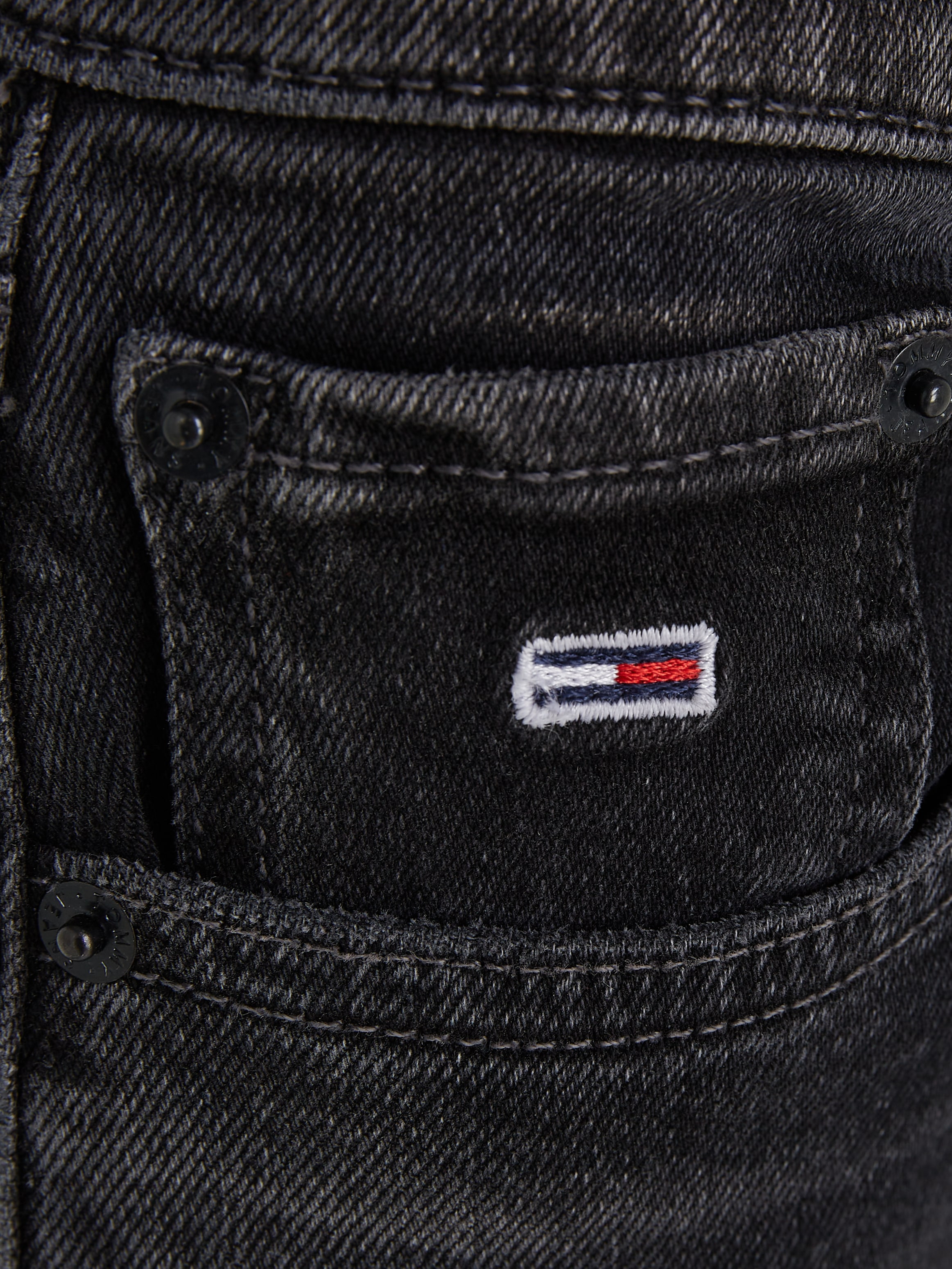 Skinny-fit-Jeans & versandkostenfrei Markenlabel kaufen Tommy Jeans Jeans mit ♕ Badge Tommy »Sylvia«,