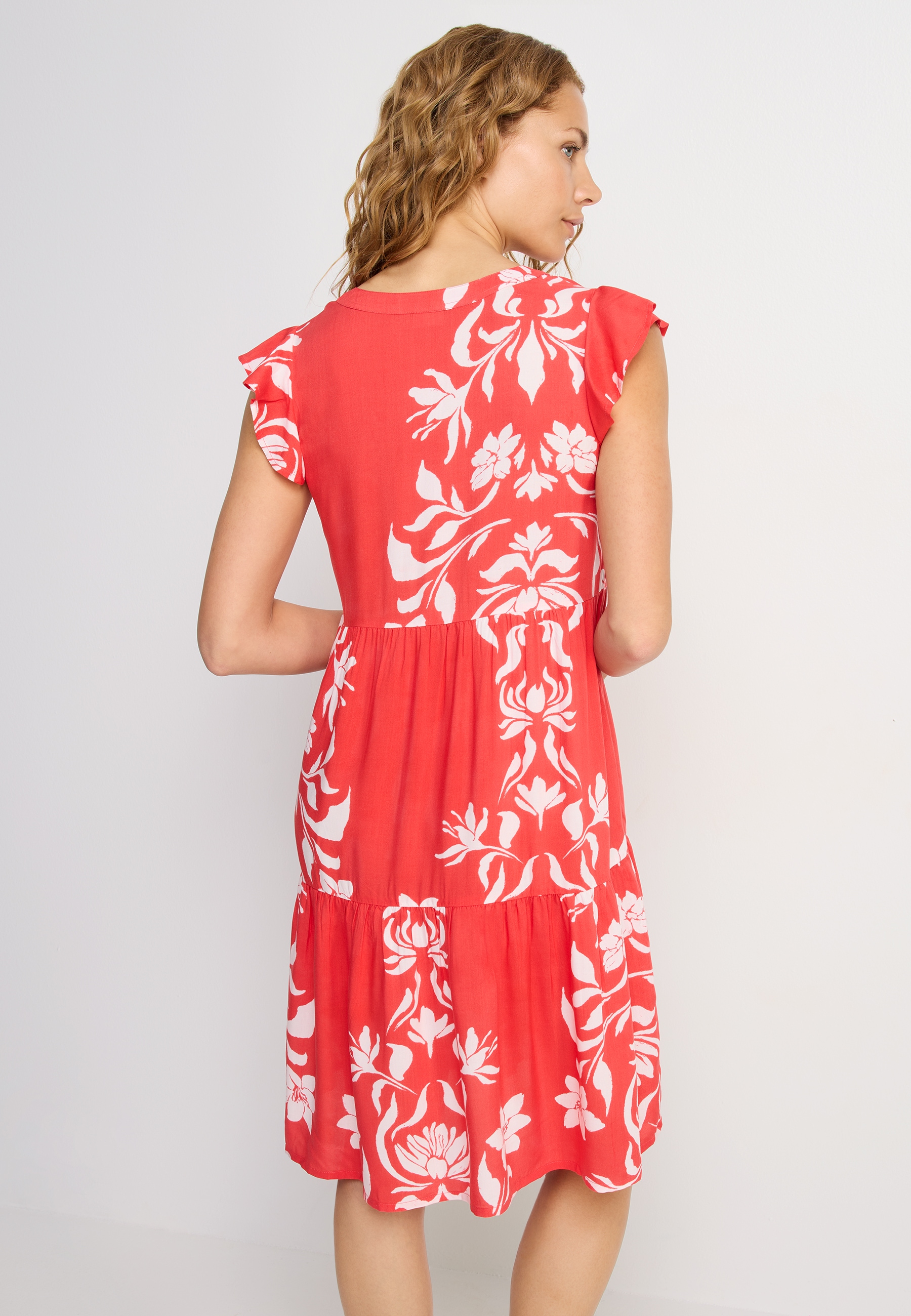 LASCANA Robe d'été avec imprimé floral et manches papillon mignonnes, robe d'été, robe de plage