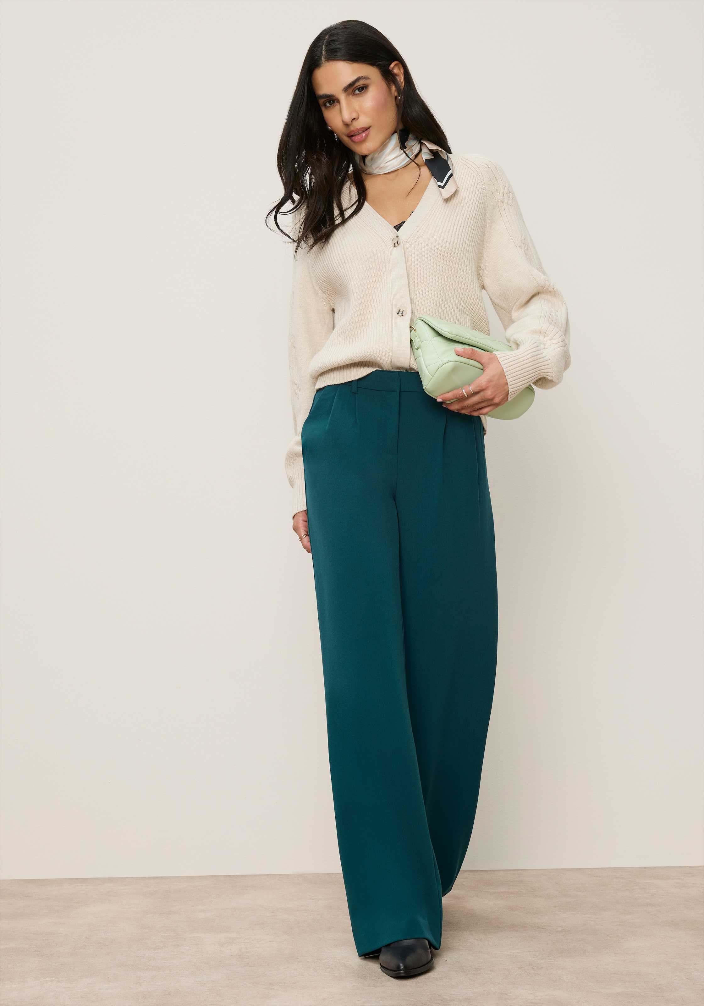 Tamaris Anzughose »im modernem Look«  mit weitem Bein
