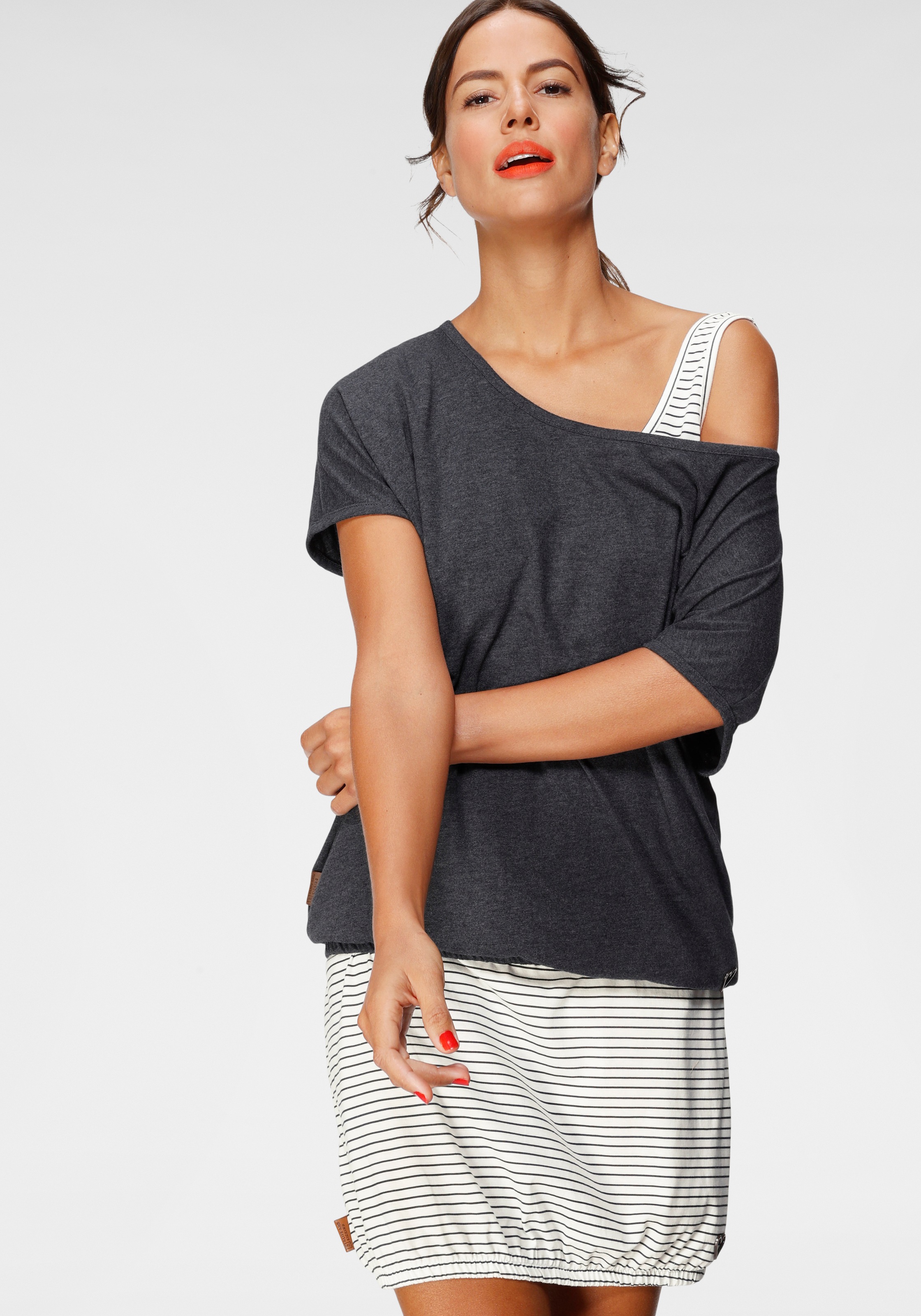 Alife & Kickin Jerseykleid »SunnyAK«, (Set, 2 tlg., mit T-Shirt), sommerlicher... kaufen