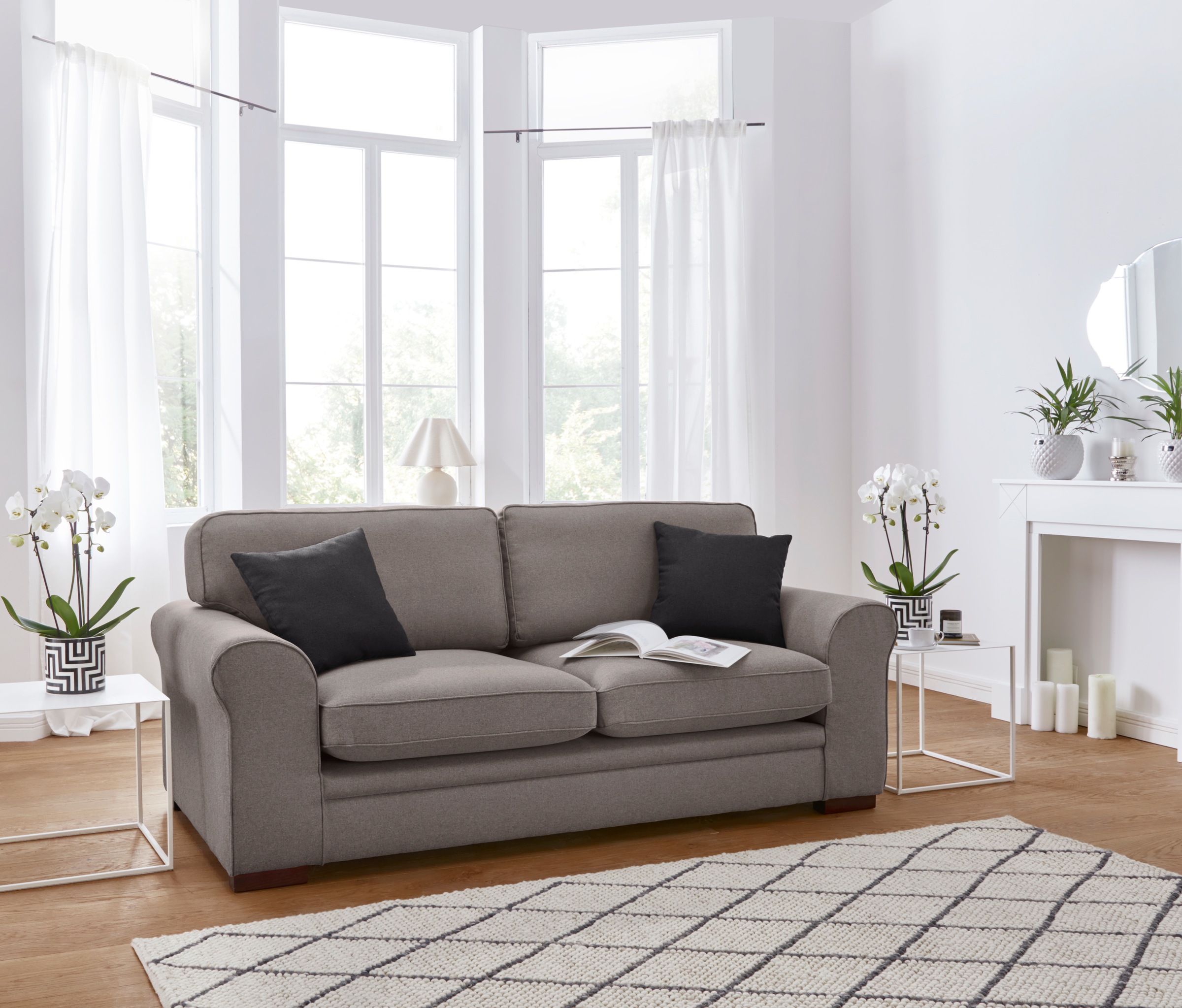 Home affaire 2-Sitzer »Broughton«, weicher Sitzkomfort, incl. 2 Zierkissen, Keder