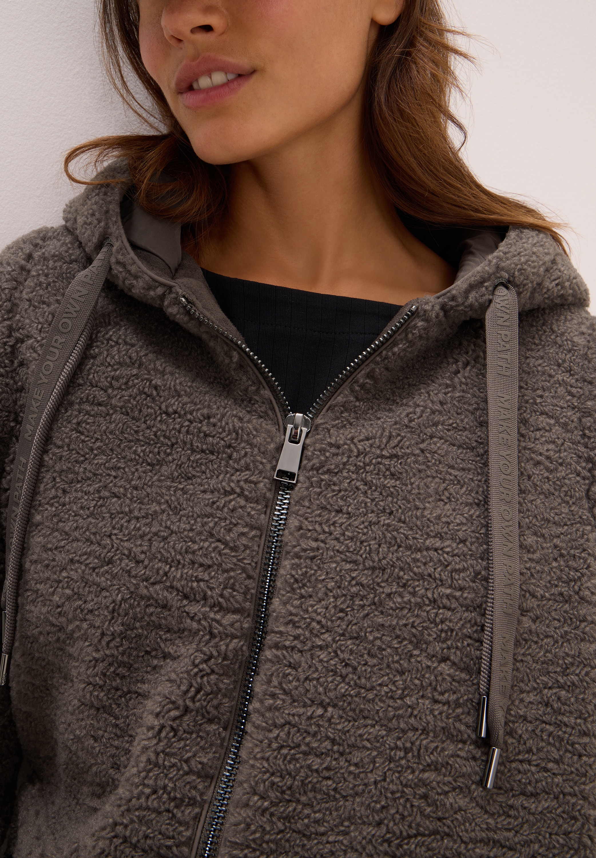 Cecil Kurzmantel mit Kapuze