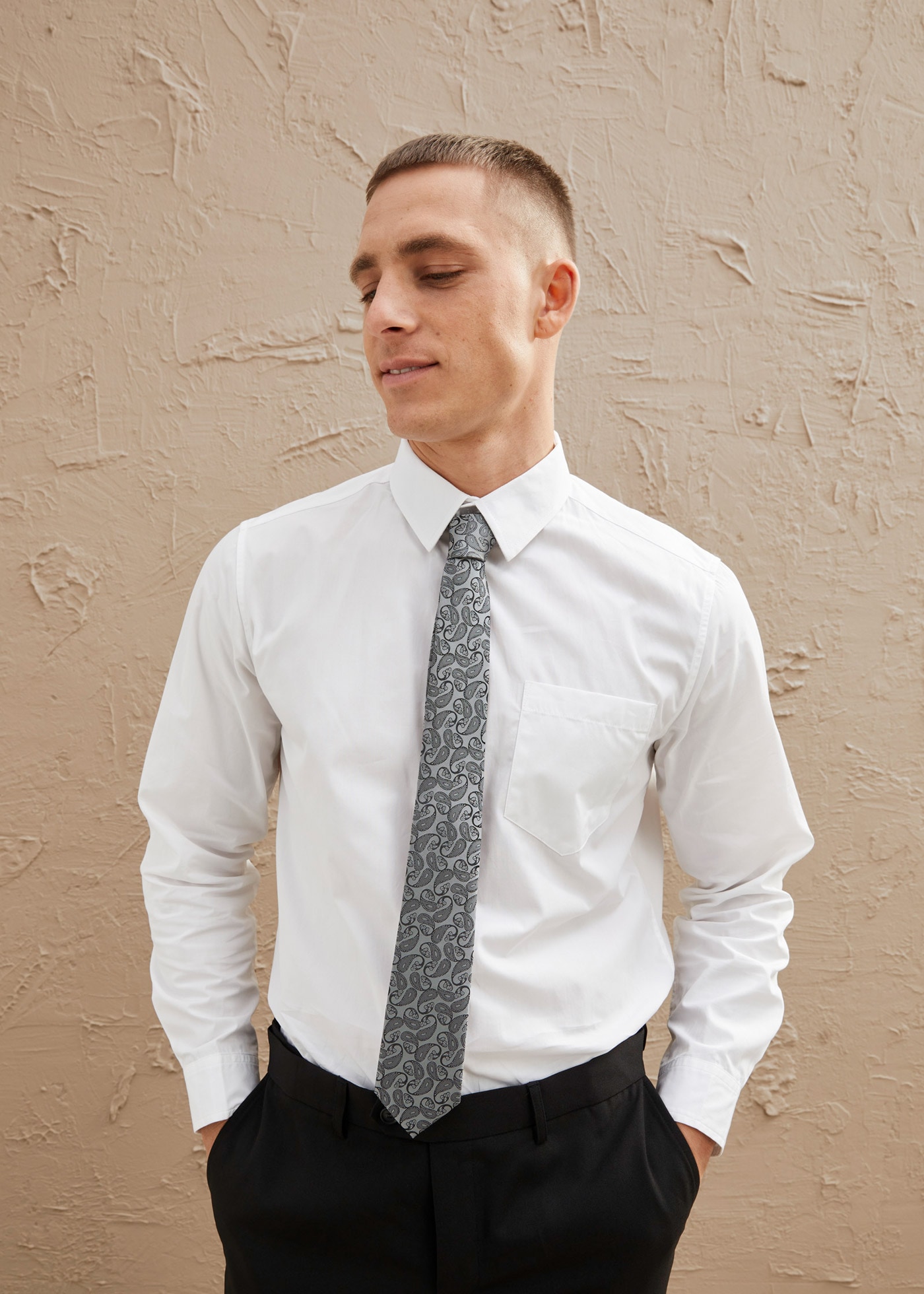 bonprix Anzug Set, 4 tlg. bequem festlicher Stil, bequeme Passform, aus Polyester und Baumwolle
