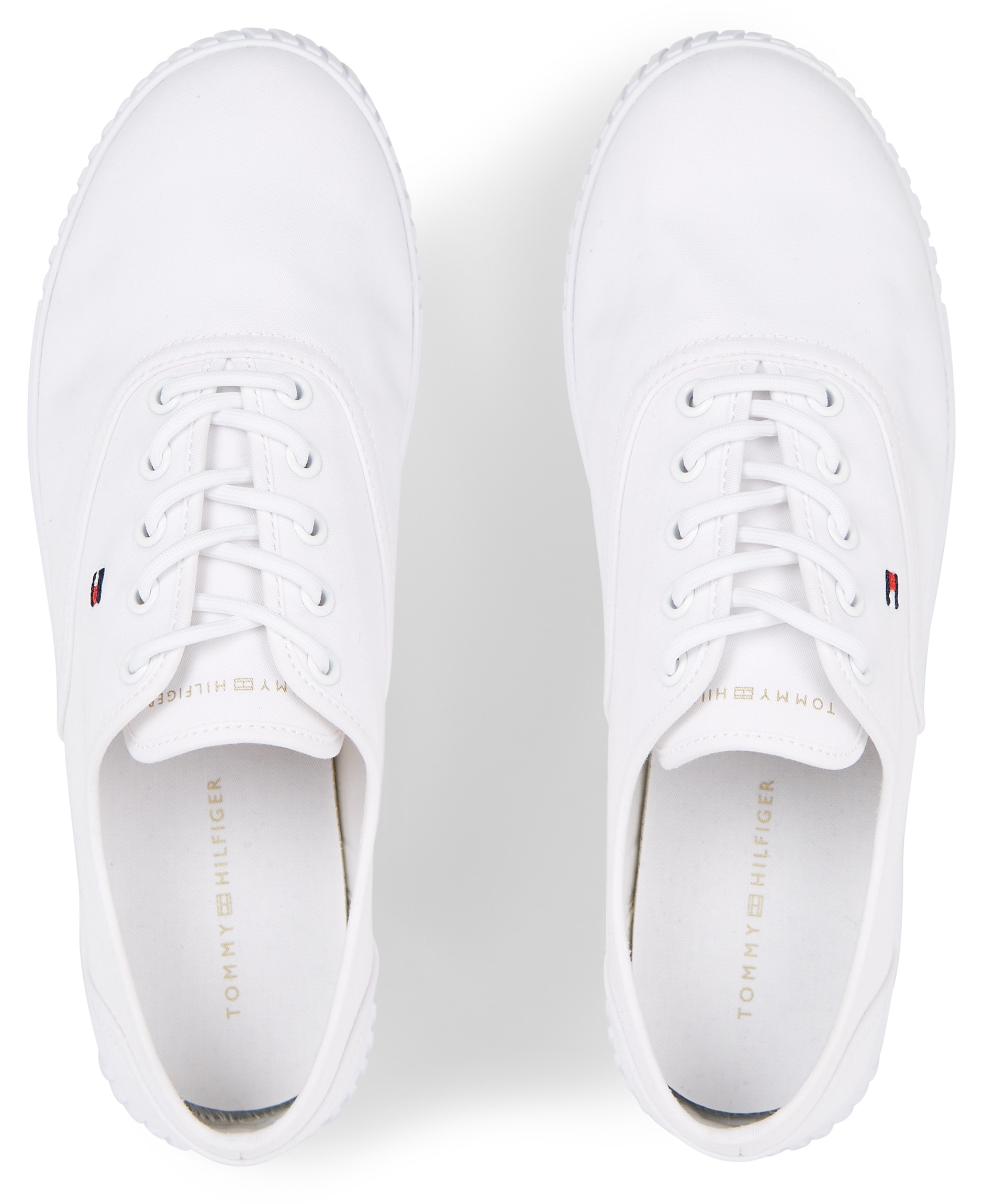 Tommy Hilfiger Sneaker »CANVAS LACE UP SNEAKER«, in schmaler Form, Freizeitschuh, Halbschuh, Schnürschuh