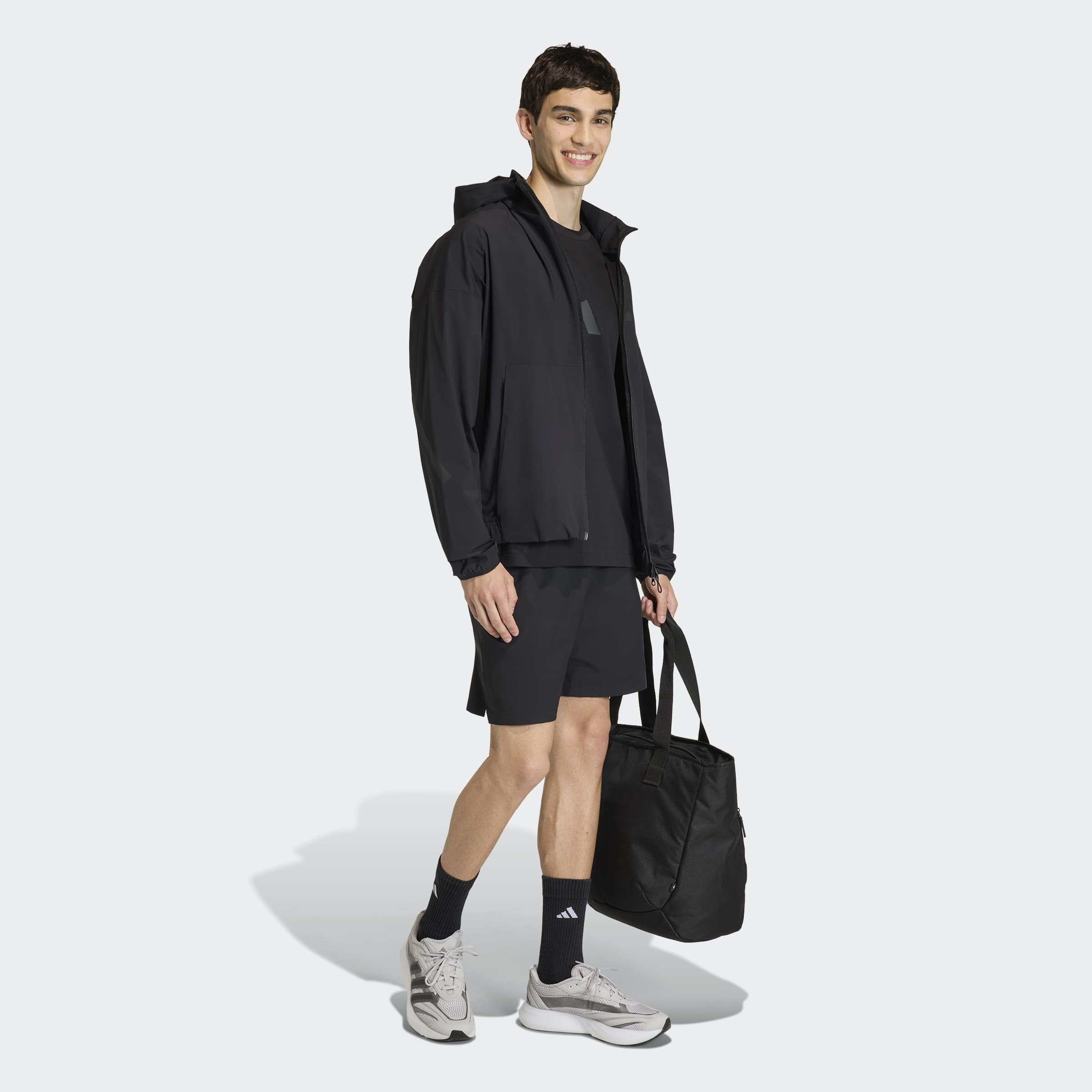adidas Sportswear Shorts »ADIDAS Z.N.E. GEWEBT«  mit lässigem Schnitt, aus Kunstfaser, normal-weite Form