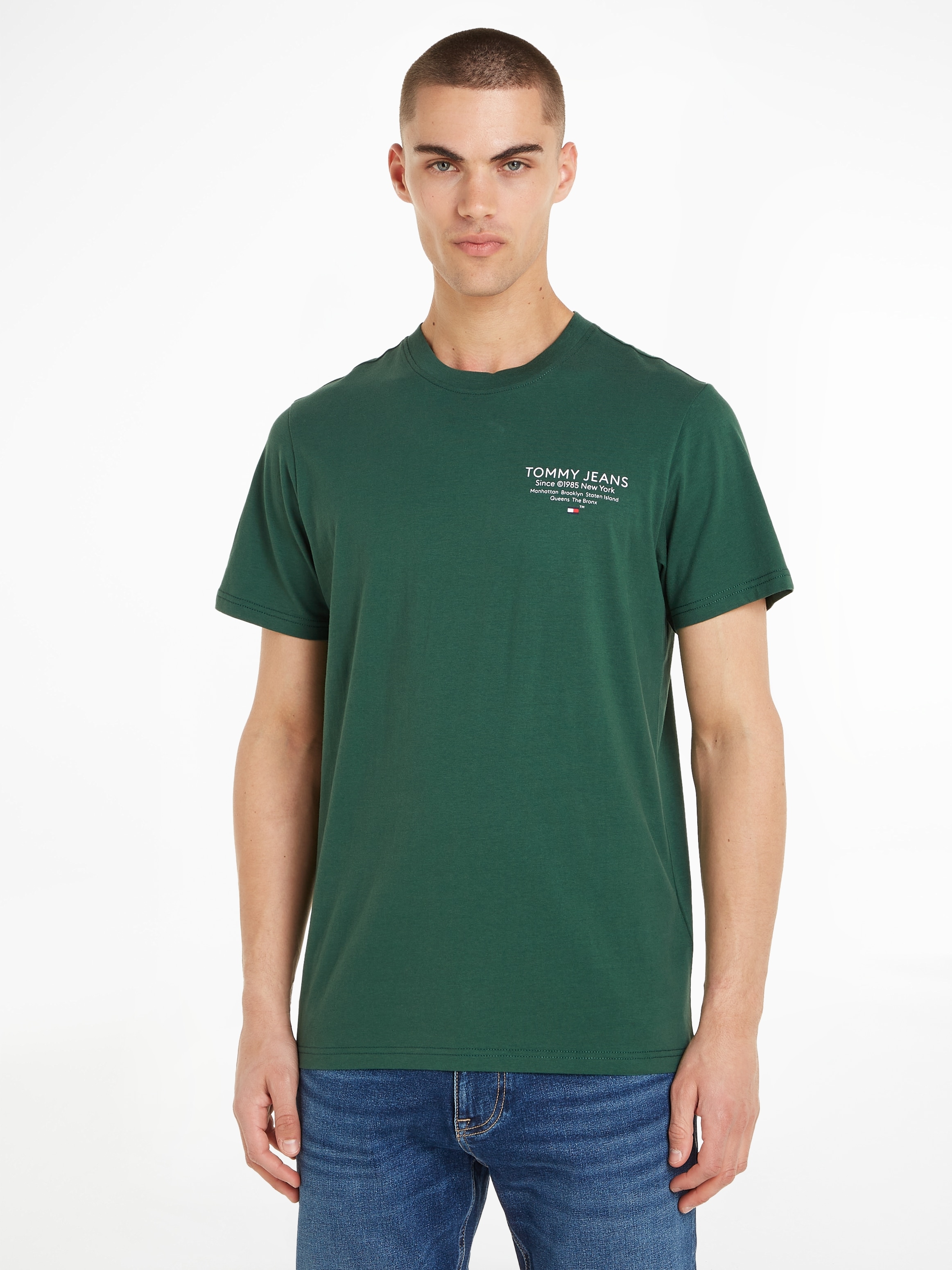 T-Shirt »TJM SLIM ESSTNL GRAPHIC TEE EXT«, mit Tommy Jeans Logodruck