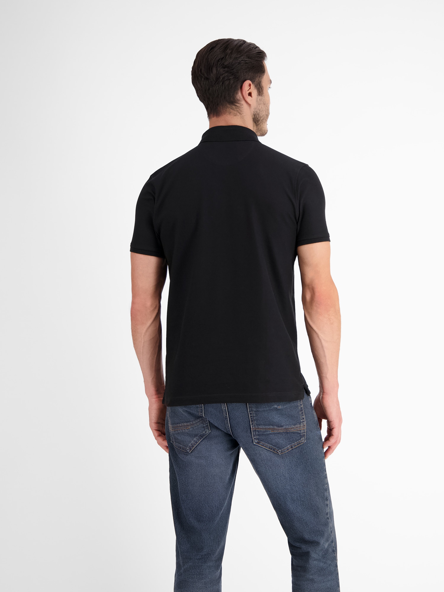 LERROS Poloshirt »Poloshirt mit COOL & DRY Funktion in Piqué-Qualität« Atmungsaktiver Baumwollmix, Feine Piqué-Qualität, Zeitloser Polo-Style