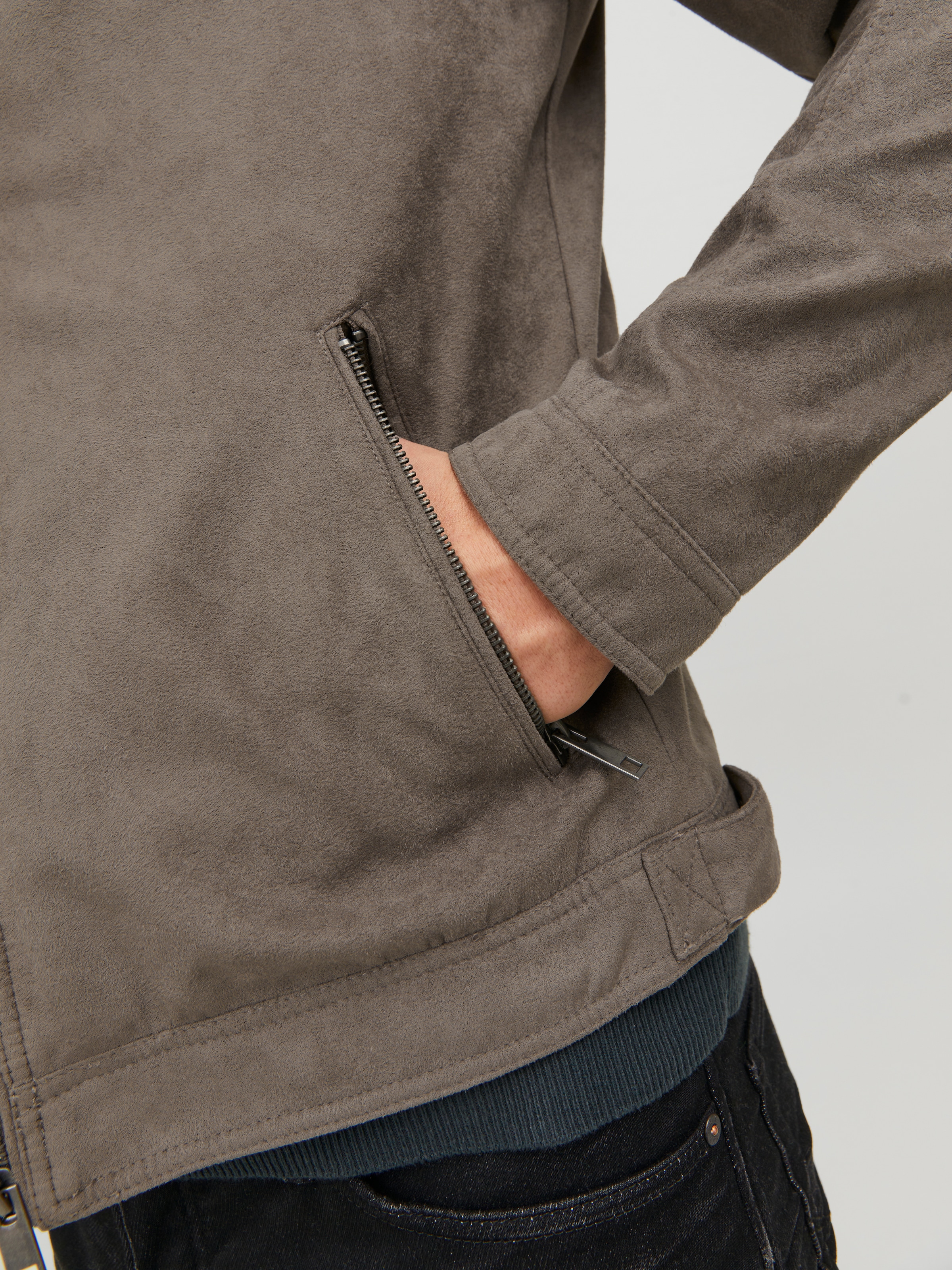 Jack & Jones Lederimitatjacke »JJEROCKY in Kunstlederoptik mit Reissverschlusstaschen« unifarben, modisch, regular fit, Lederimitat