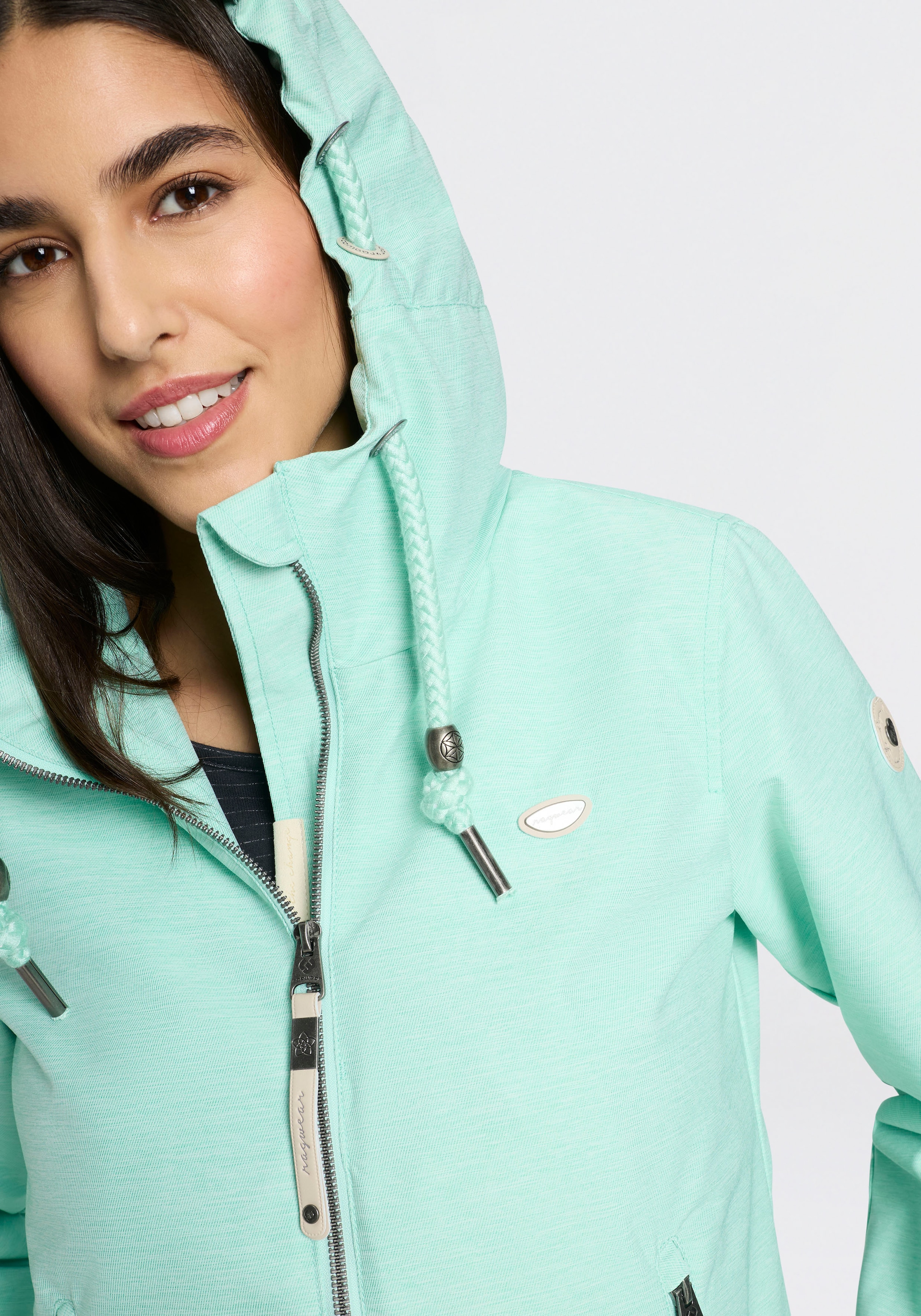 Ragwear Outdoorjacke »NUGGIE O« mit Kapuze hüftlanger Schnitt, hochschliessender Kragen, mit Reissverschluss