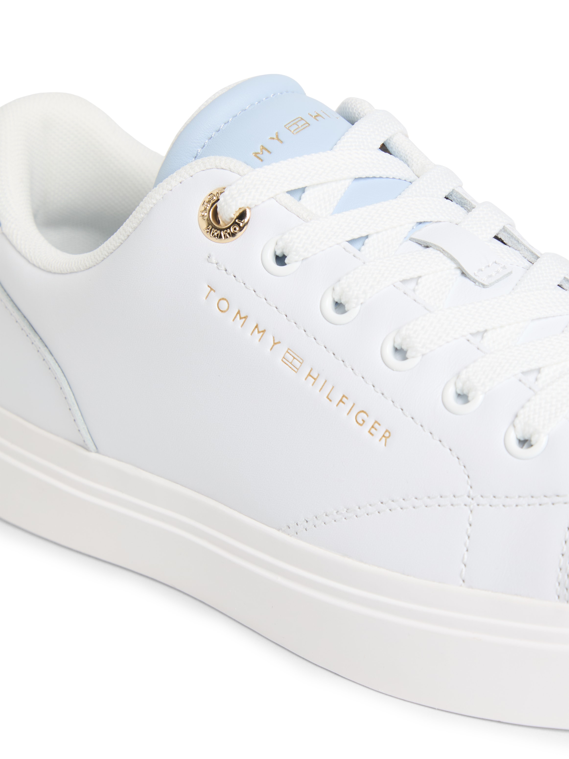Tommy Hilfiger Baskets à plateforme »TH CHIC SNEAKER«  chaussure de loisirs, chaussure basse, chaussure à lacets avec coutures décoratives
