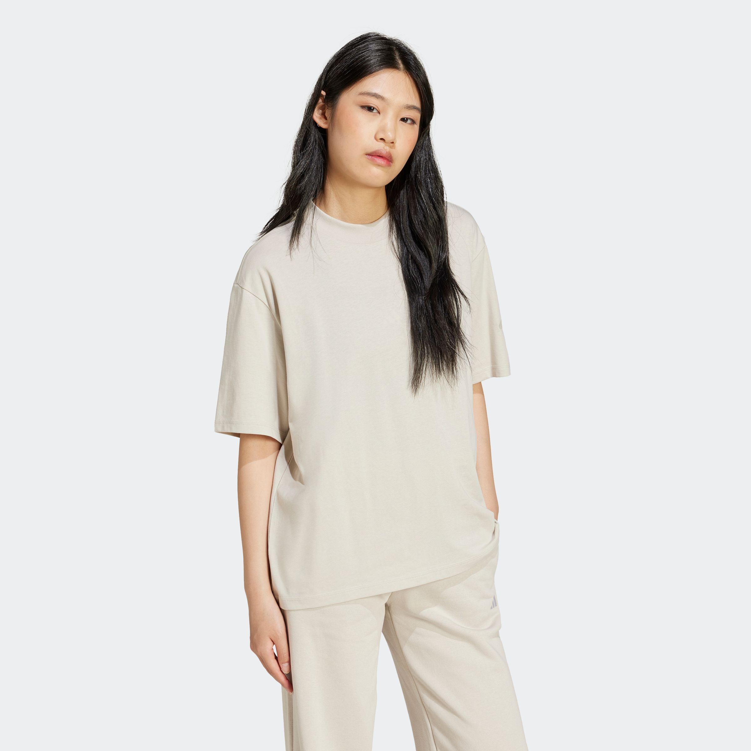 Image of adidas Sportswear T-Shirt "ESSENTIALS CONTEMPORARY LOGO BOYFRIEND" für Erwachsene, mit Rundhalsausschnitt, ohne Verschluss, aus Baumwolle