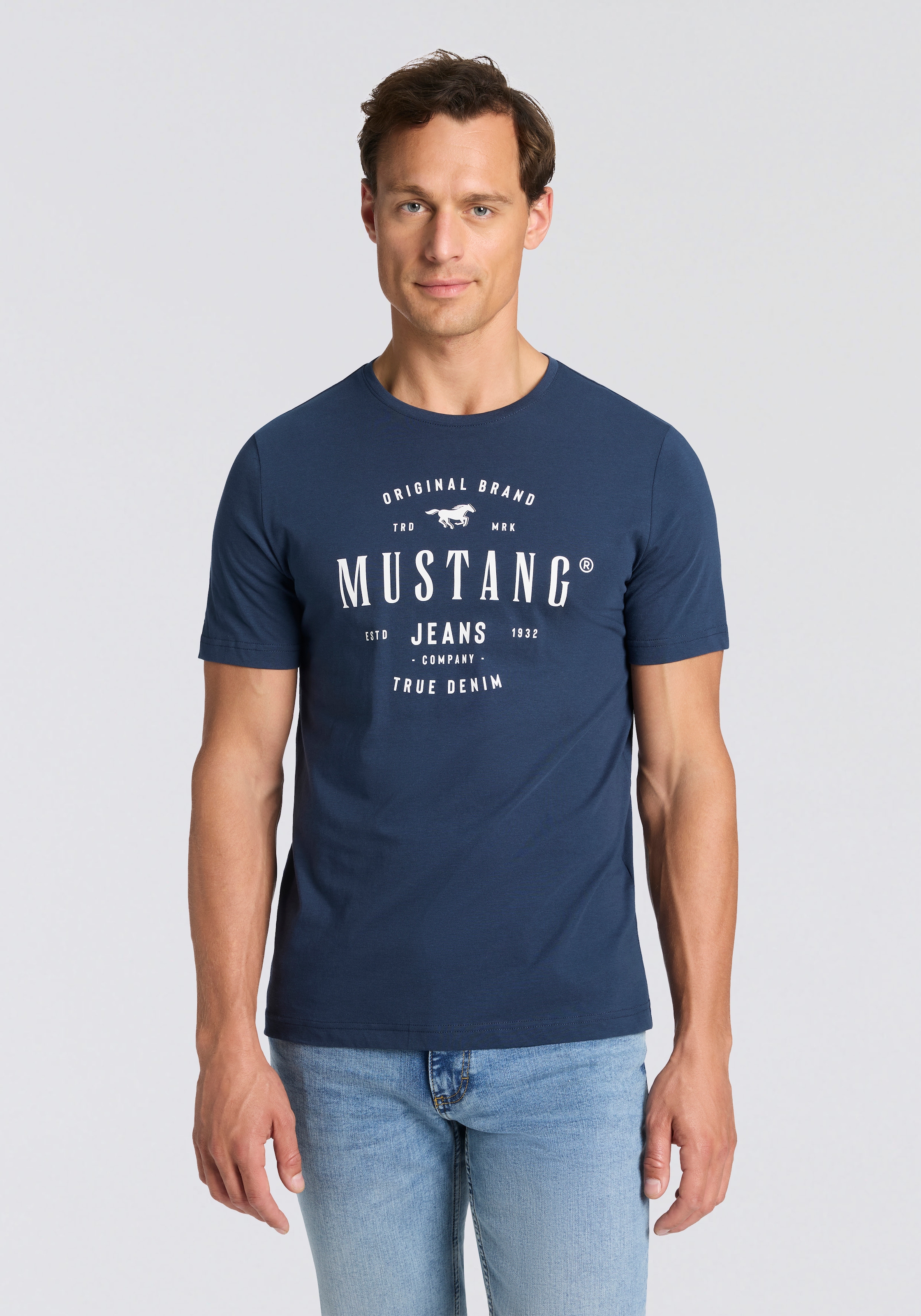 MUSTANG T-Shirt »Style Alex 3-Pack«, (Packung, 3 tlg., 3er), mit plakativem Druck