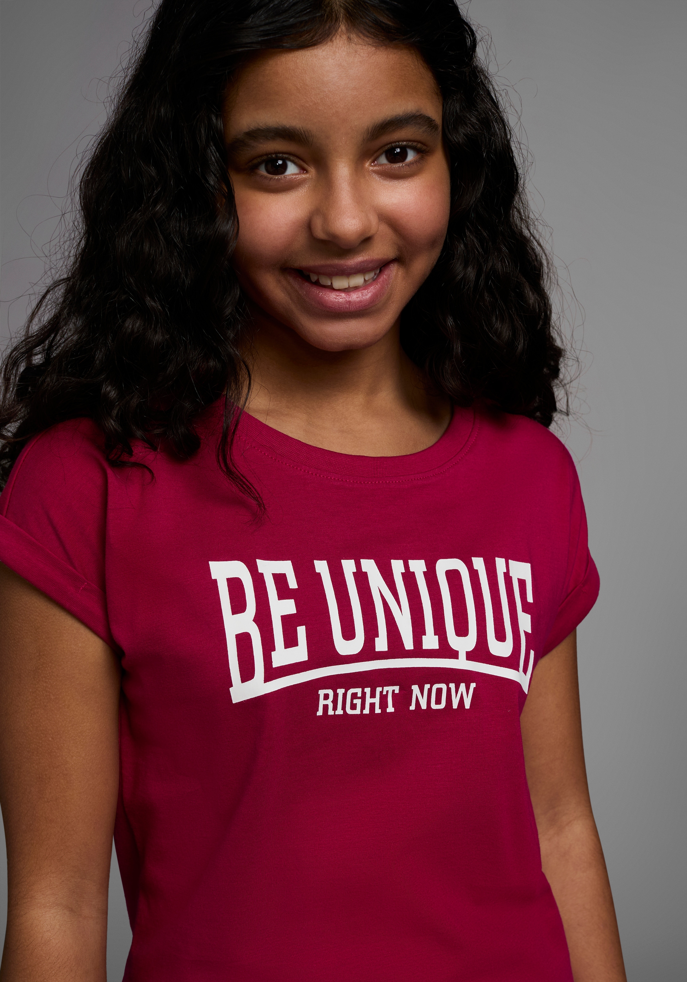 KIDSWORLD T-Shirt »Be unique - right now«, kurzärmelig, bedruckt, Rundhalsausschnitt