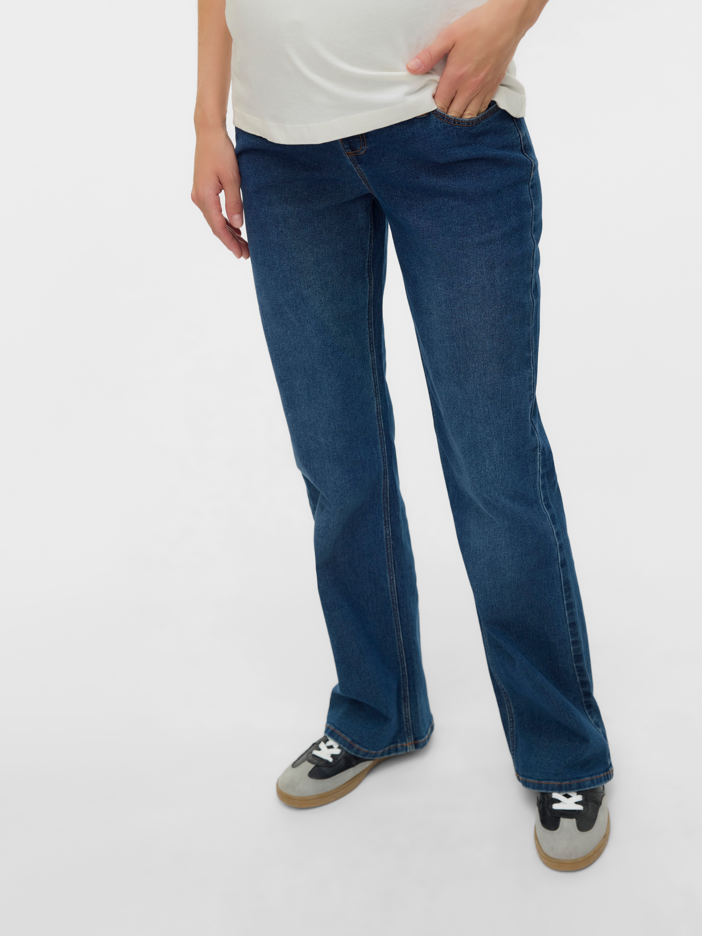 Image of Mamalicious Umstandsjeans "MLEDINA FLARED DB JEANS NOOS"