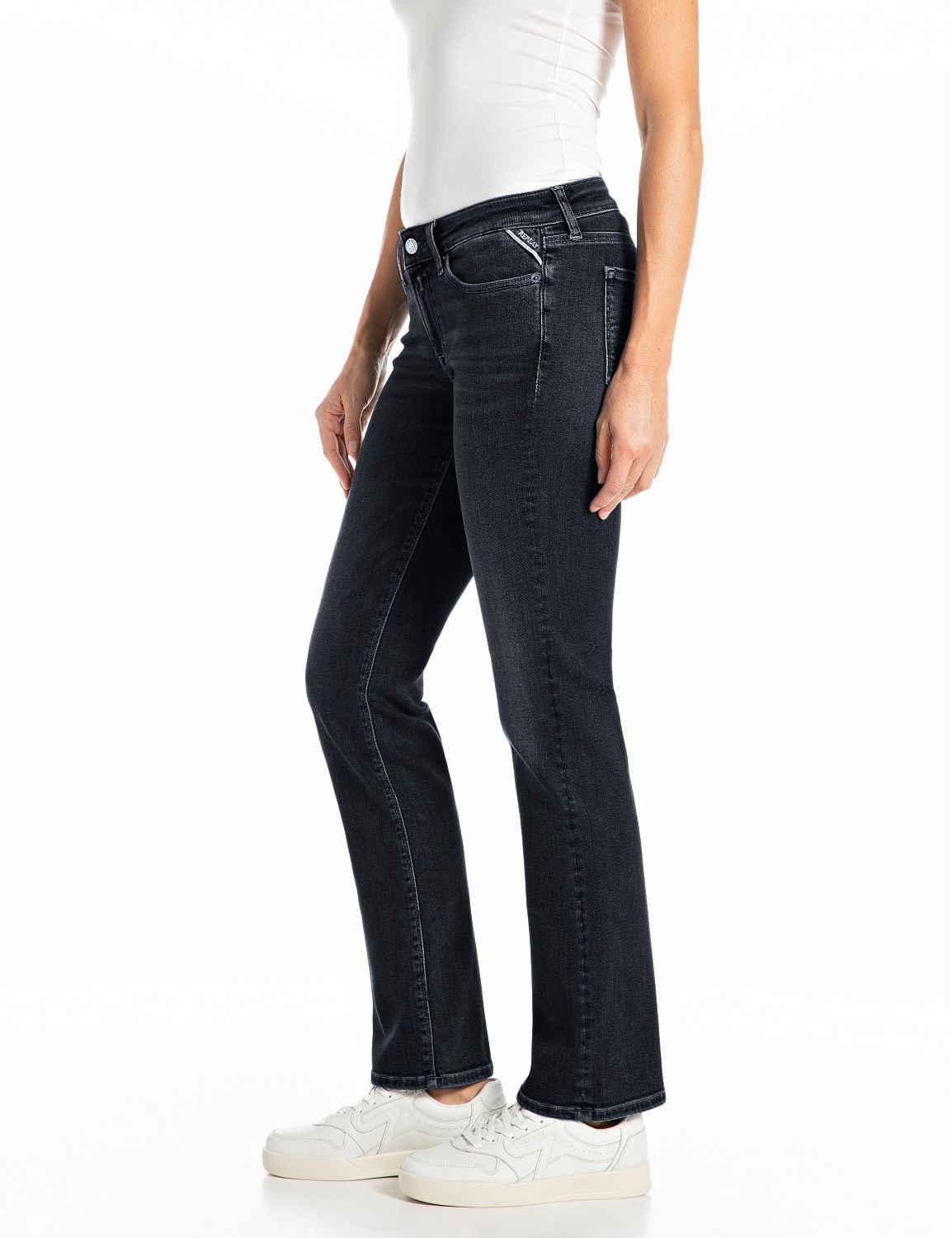 Replay Bootcut-Jeans »NEW LUZ« mit gesticktem R an der Gesässtasche