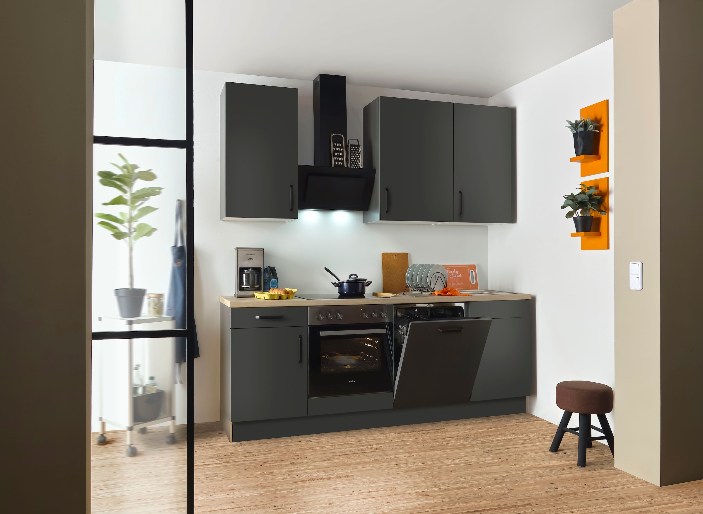 wiho Küchen Küchenzeile »"Simi", wahlweise mit E-Geräten, mit verstellbaren Füssen« Soft-Close-Funktion in Schubkästen und Auszügen, Breite 220 cm