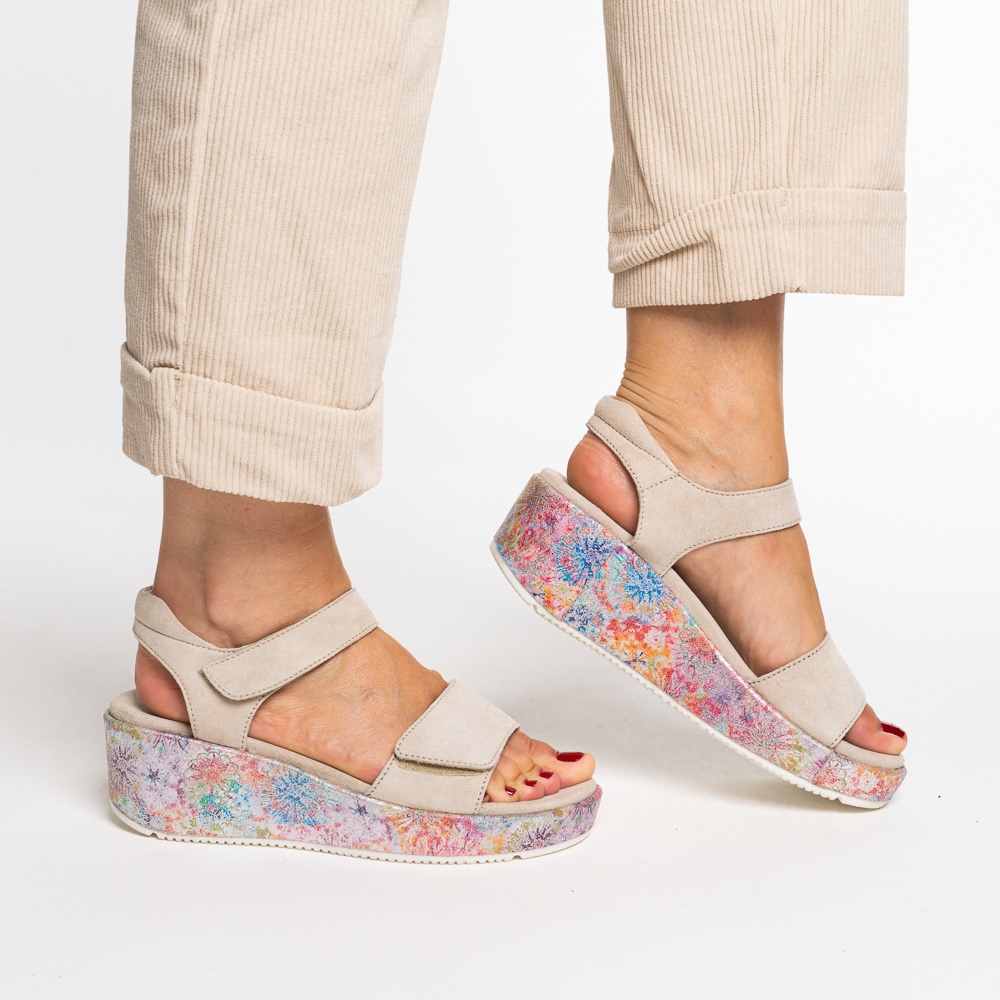 Ara Sandales compensées »RIMINI«  Sandale à brides, chaussure d'été avec fermetures velcro, largeur G