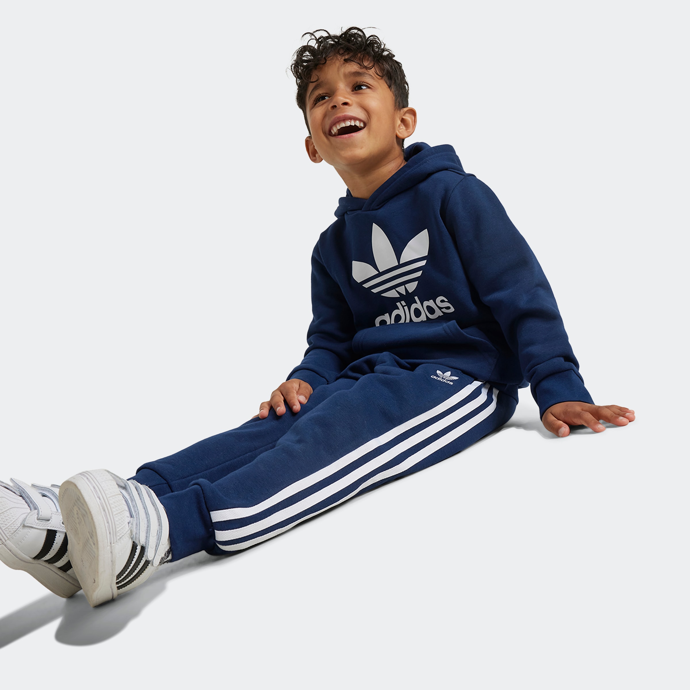 adidas Originals Trainingsanzug »HOODIE SET«, (2 tlg.)