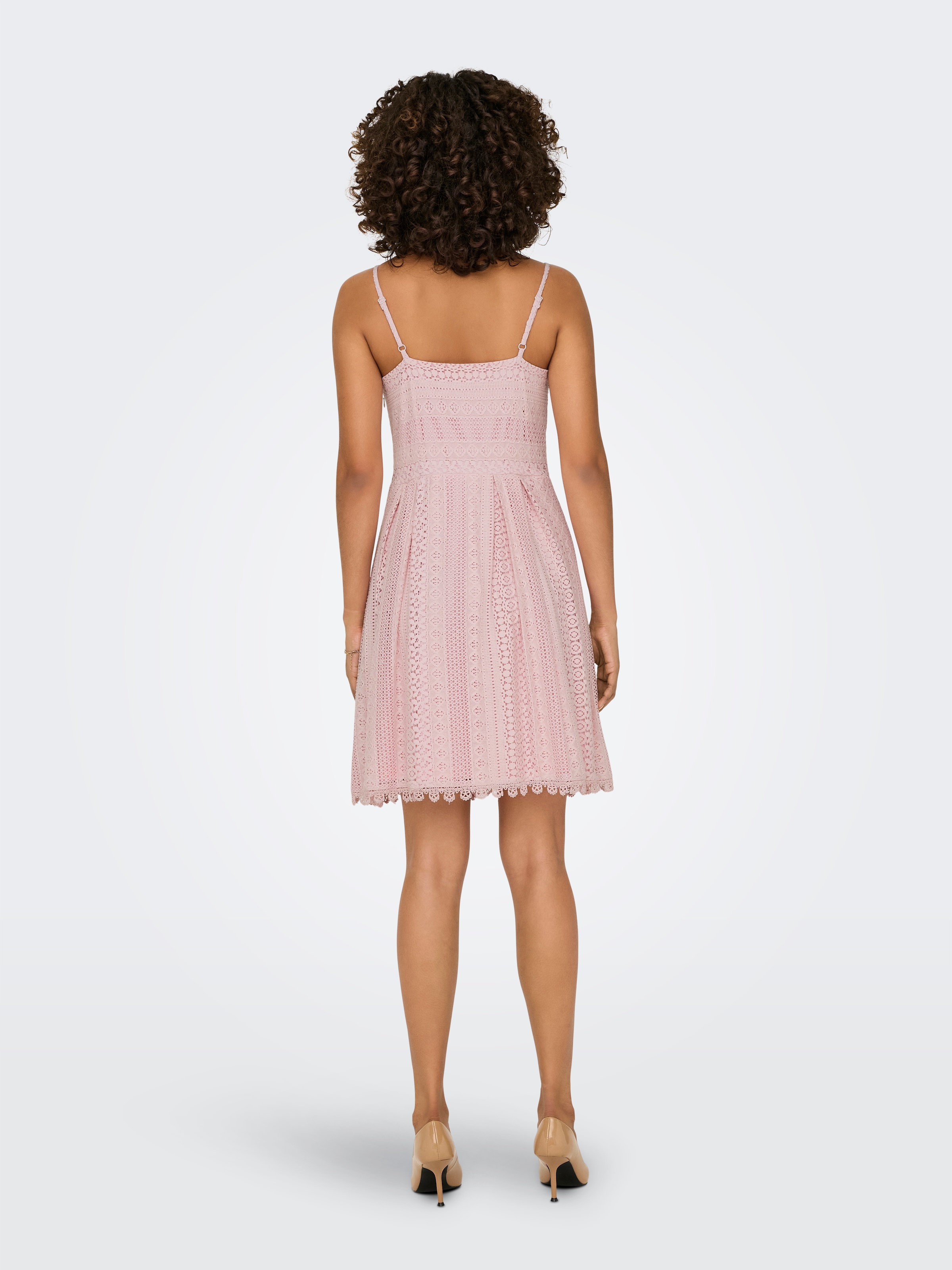 ONLY Robe à bretelles »ONLHELENA – Trägerkleid aus Baumwolle für den Sommer« coton, coupe régulière, col en V