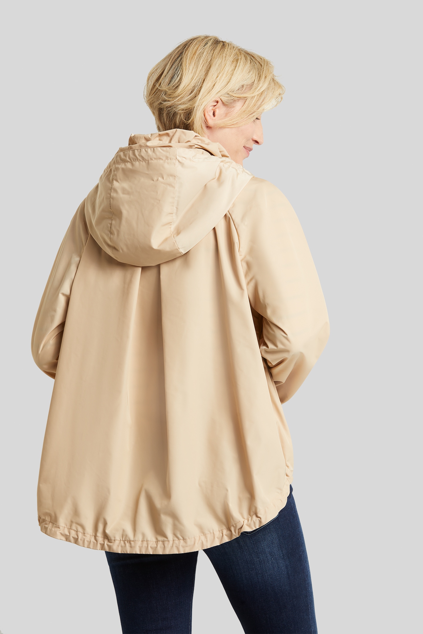 bugatti Blouson, mit Kapuze, aus praktischer Shape-Memory-Qualität