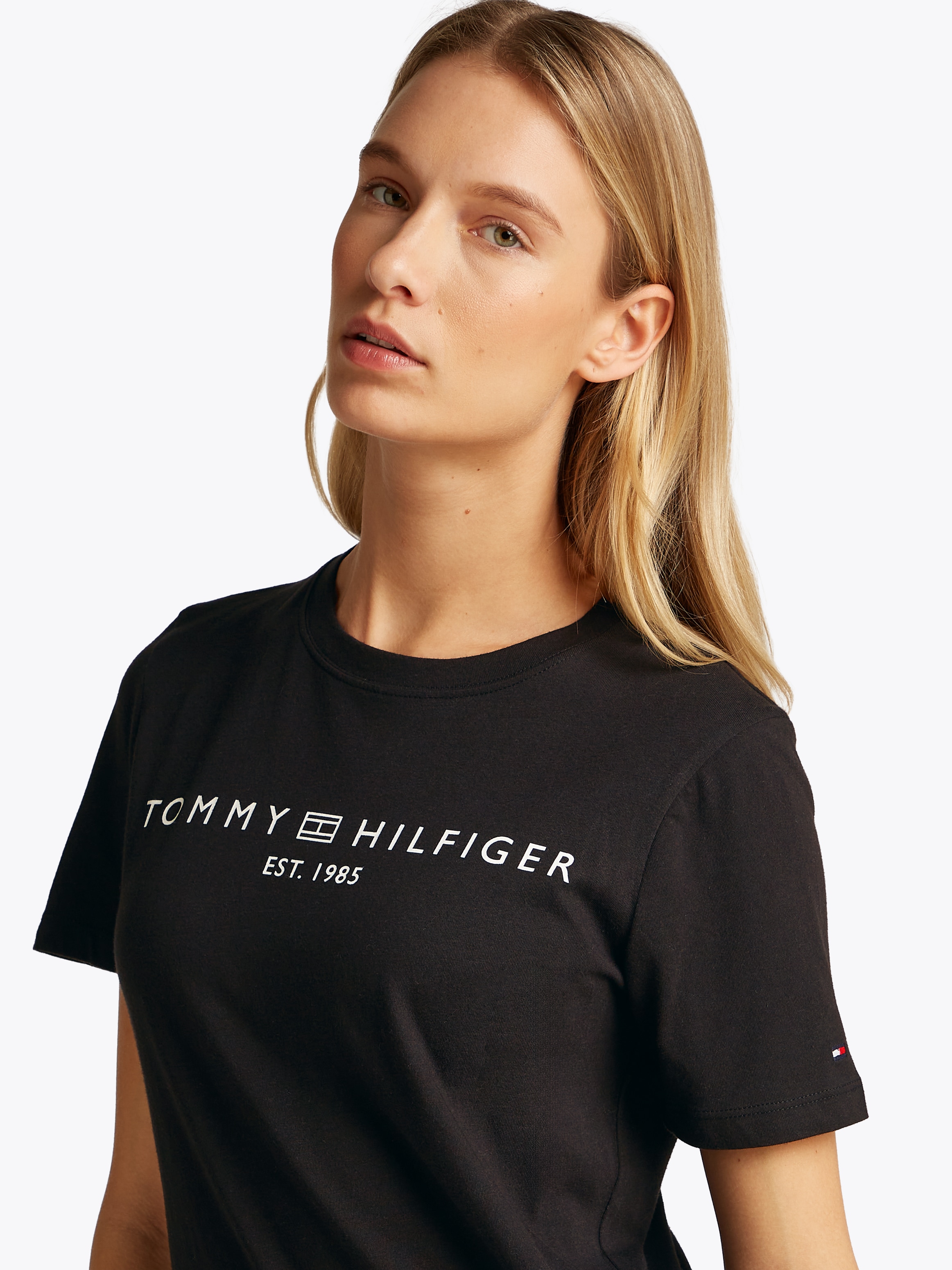Tommy Hilfiger T-Shirt »REG CORP LOGO C-NK mit Logoschriftzug und Stickerei«, meliert, casual, regular fit, Baumwolle, Rundhals