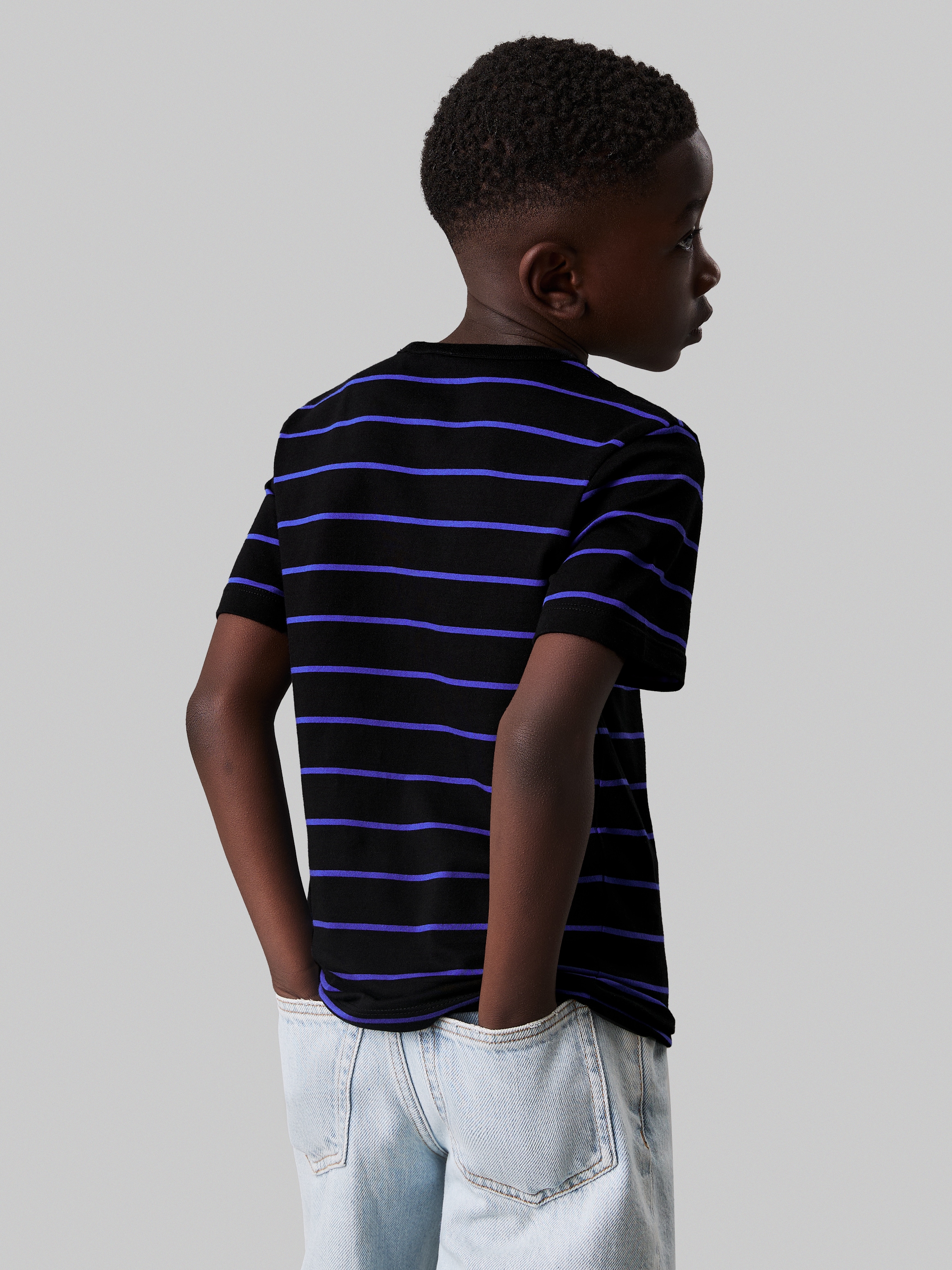 Calvin Klein Jeans T-Shirt »Striped 2P Reg. T-Shirt«, für Kinder bis 16 Jahre und mit Logopatch