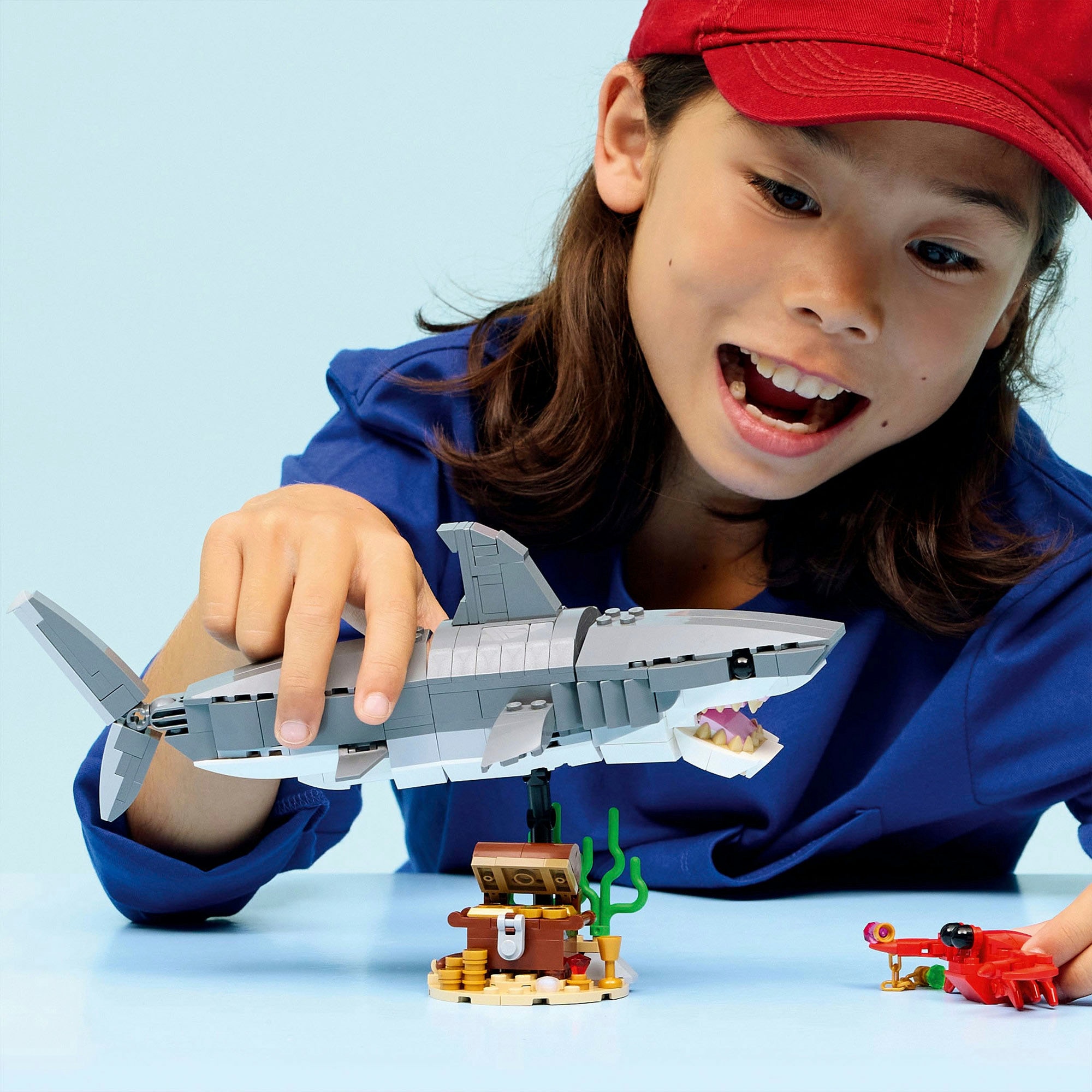 LEGO® Konstruktionsspielsteine »Wilder Hai mit Schatztruhe (31381), LEGO Creator« Made in Europe