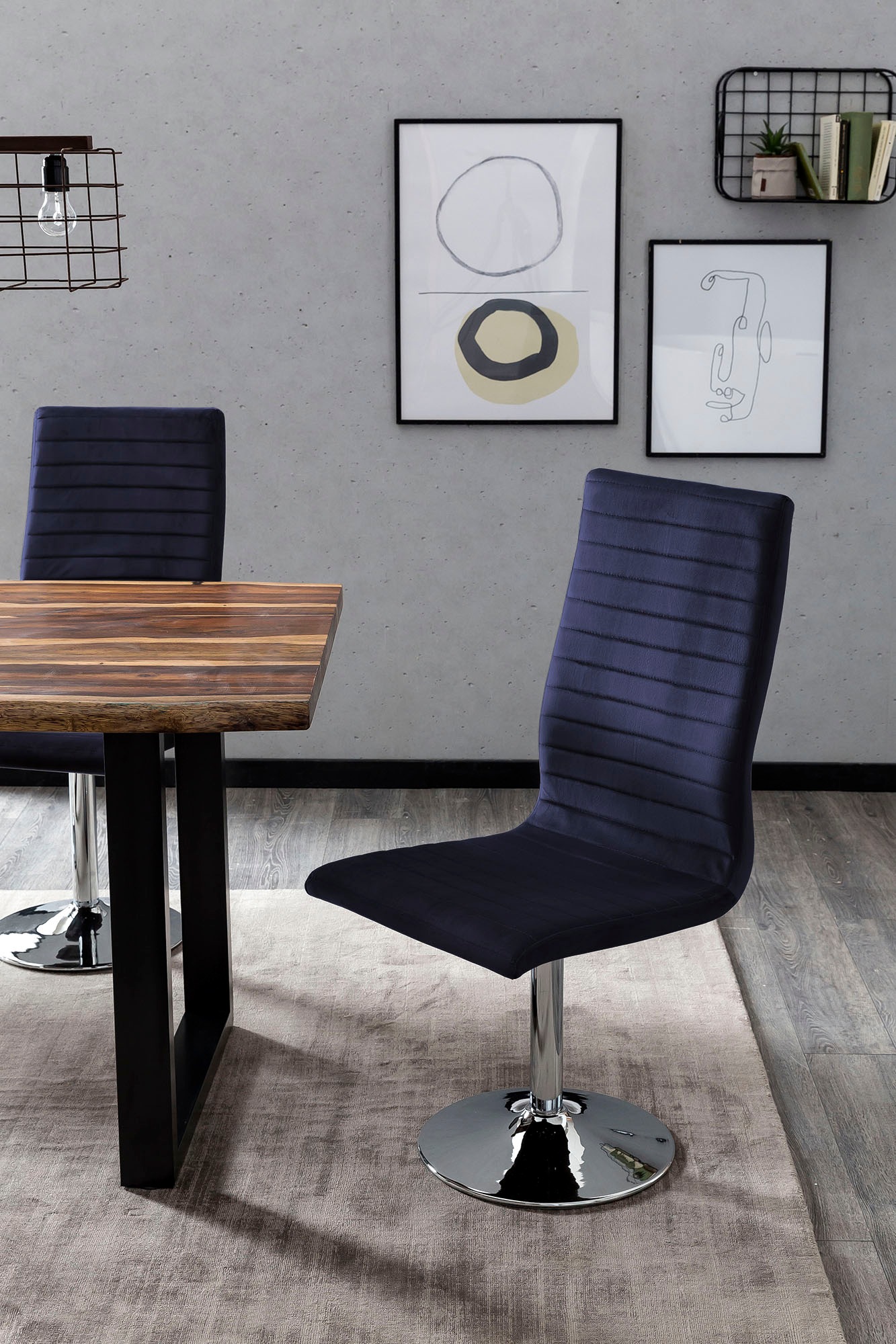 Image of SalesFever Esszimmerstuhl, (Set), 4 St., Samtvelours, mit Drehfunktion bei Ackermann Versand Schweiz