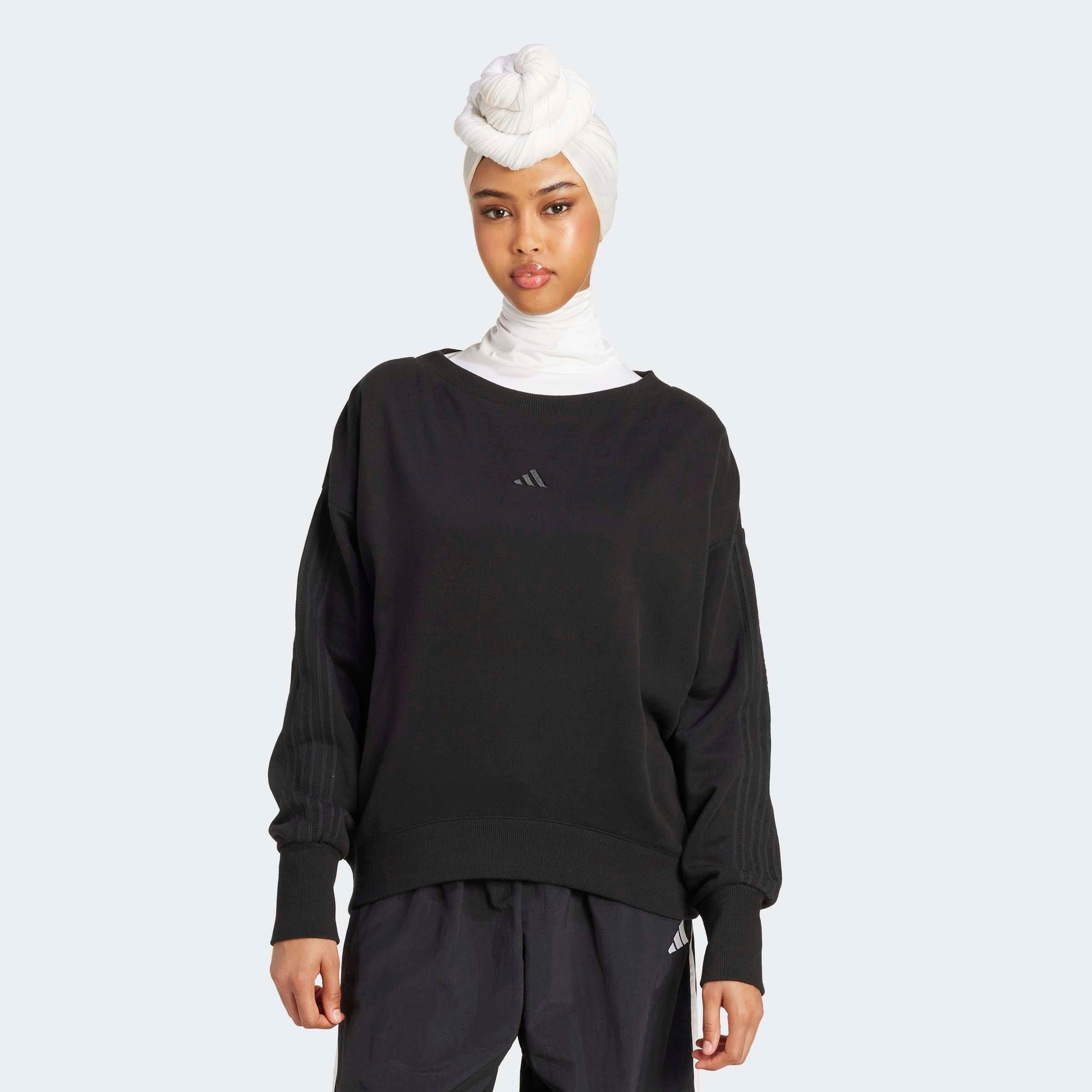 Image of adidas Sportswear Sweatshirt "SEASONAL ESSENTIALS 3-STREIFEN", sportlicher Stil, Bootsausschnitt, aus French Terry