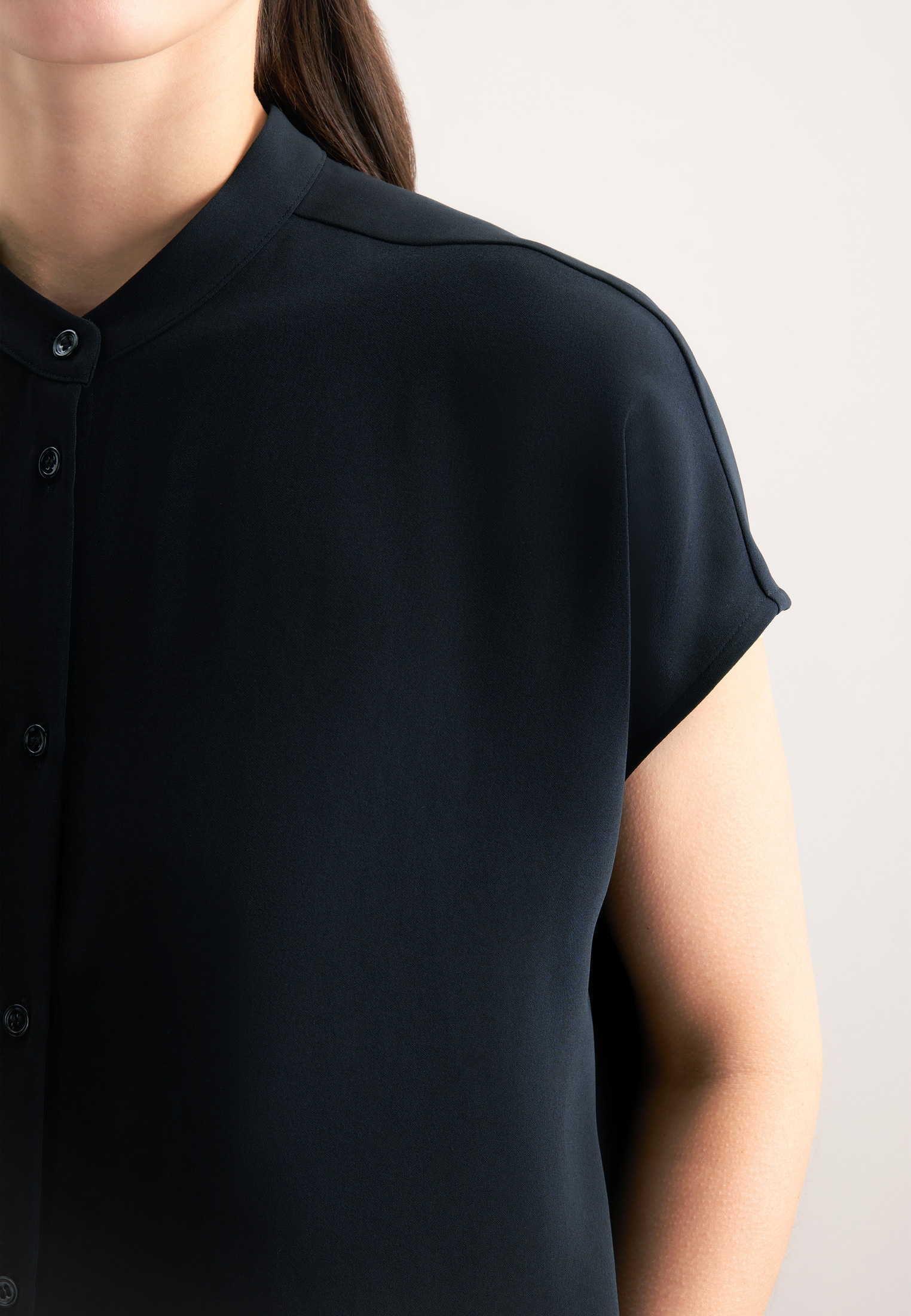 seidensticker Blouse classique »Schwarze Rose«, Kurzarm Kragen Uni
