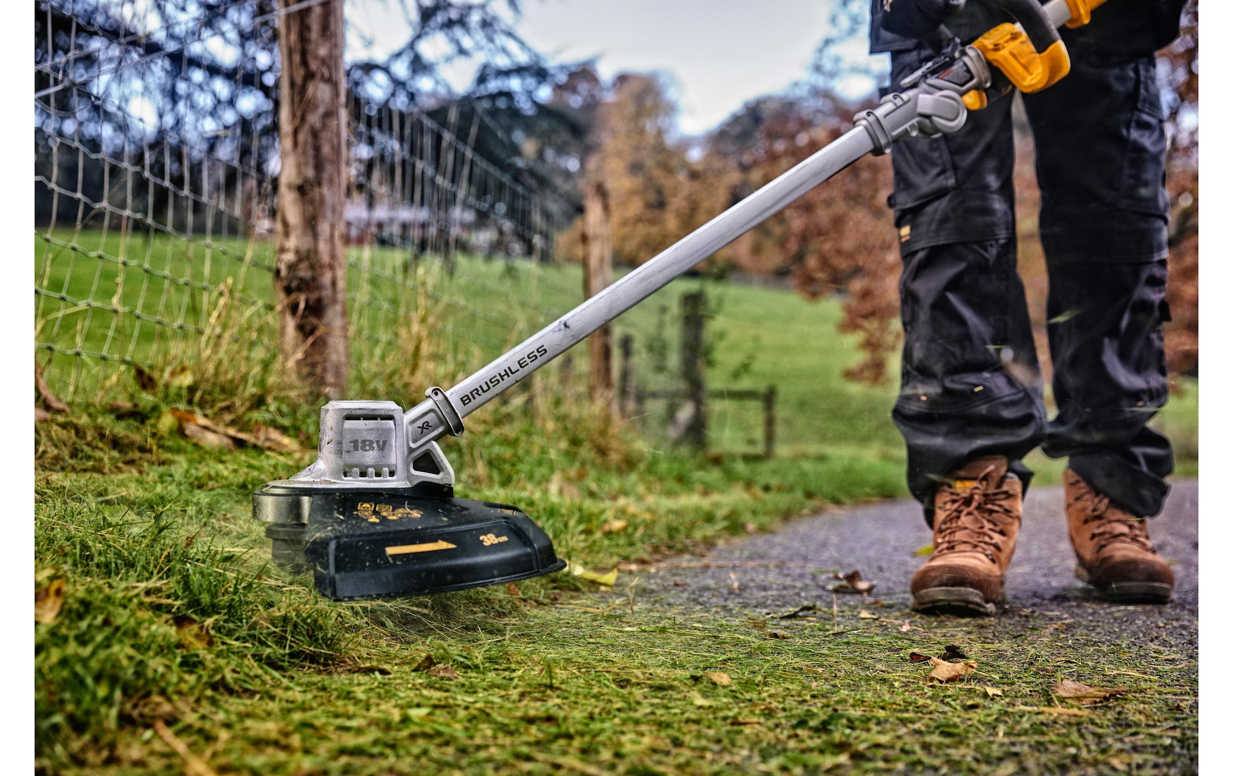DeWalt Akku-Rasentrimmer »Basis (bürstenlos) 18 V Solo«