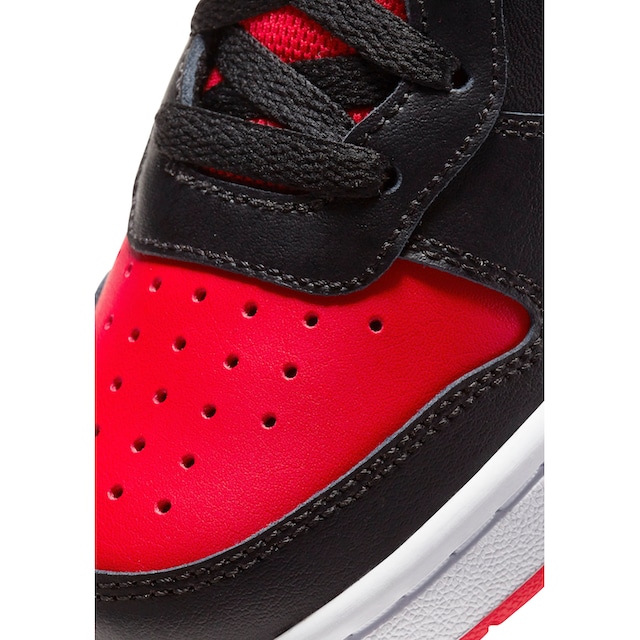 Trendige Nike Sportswear Sneaker »Court Borough Low 2«, Design auf den  Spuren des Air Force 1 versandkostenfrei - ohne Mindestbestellwert shoppen